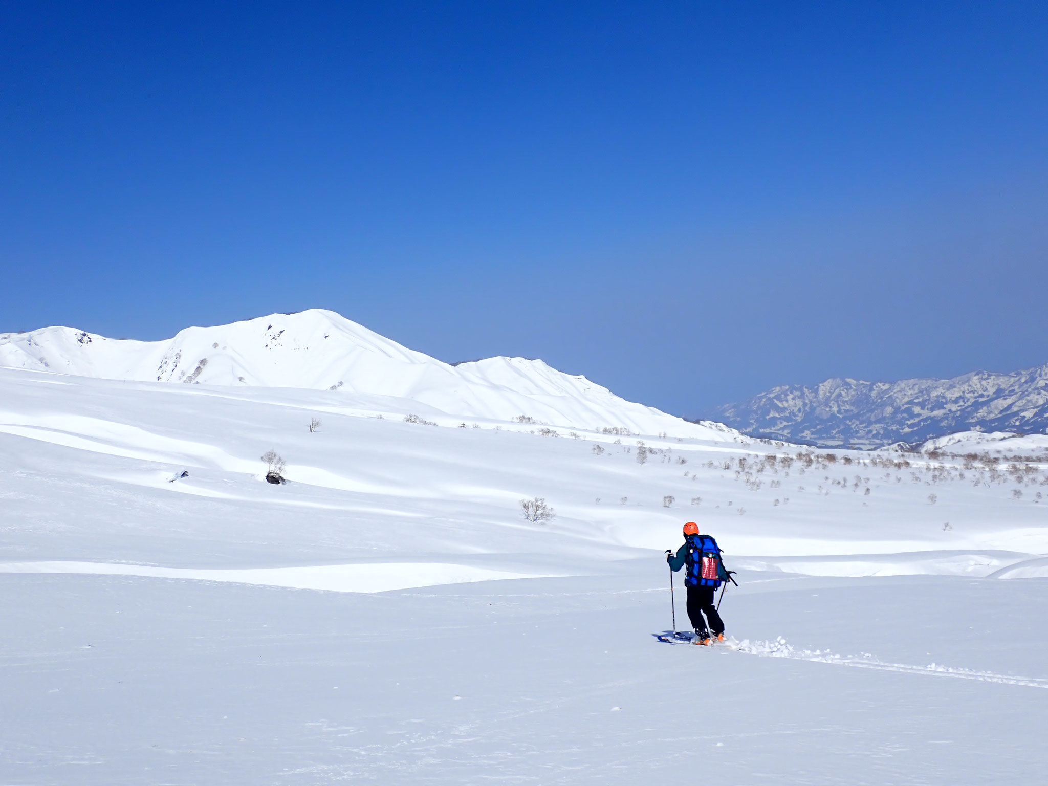 高松山へ向かって