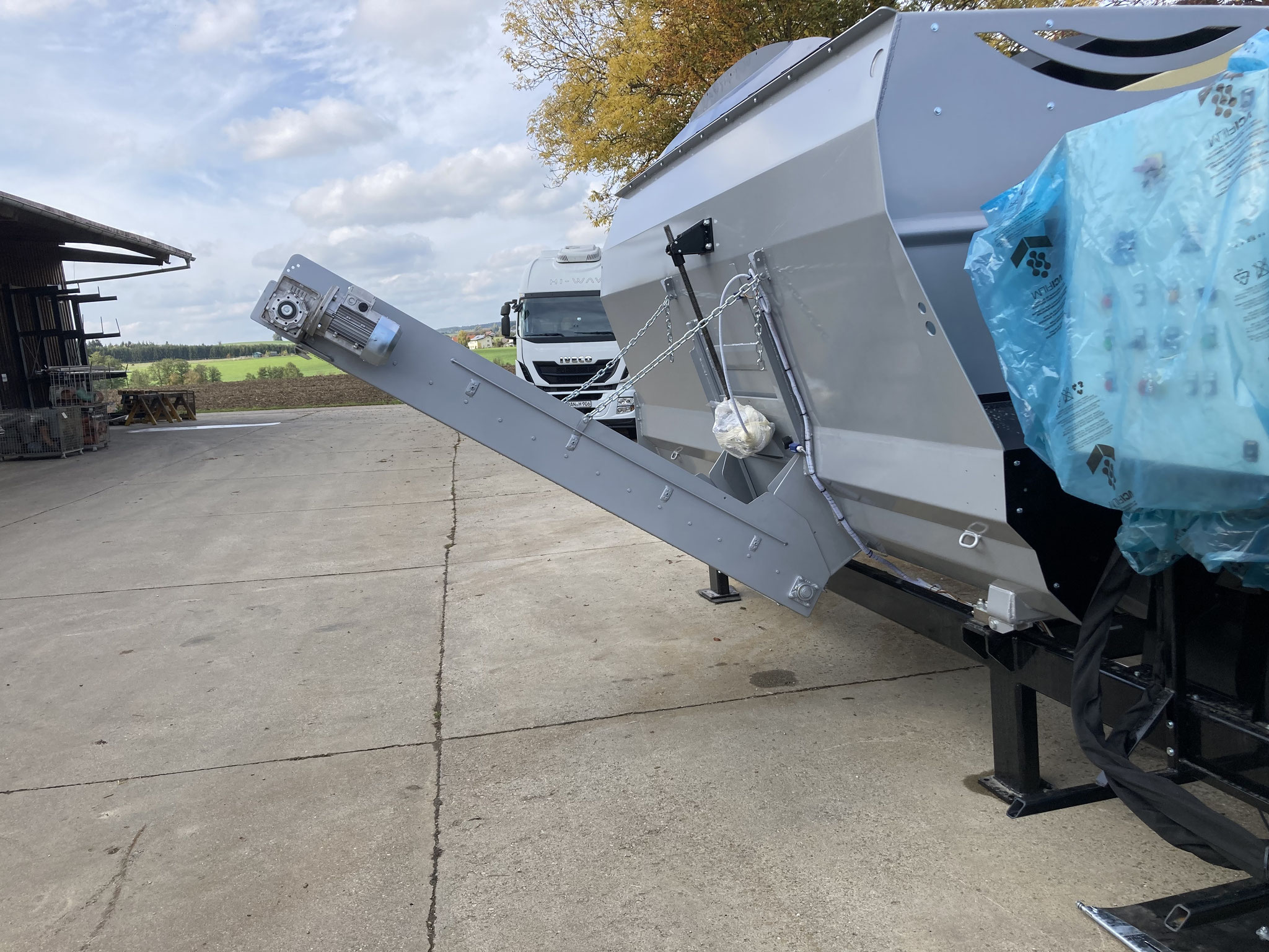Hirl stationärer elektrischer Futtermischer mit Überladeband