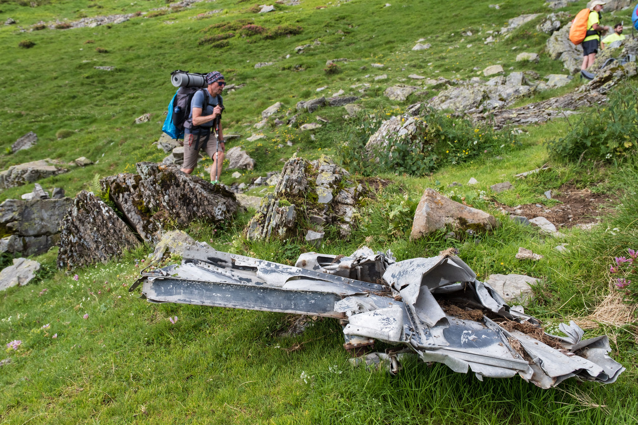 Arrivée sur les lieux du crash de l’Halifax le 19 juillet 1945  