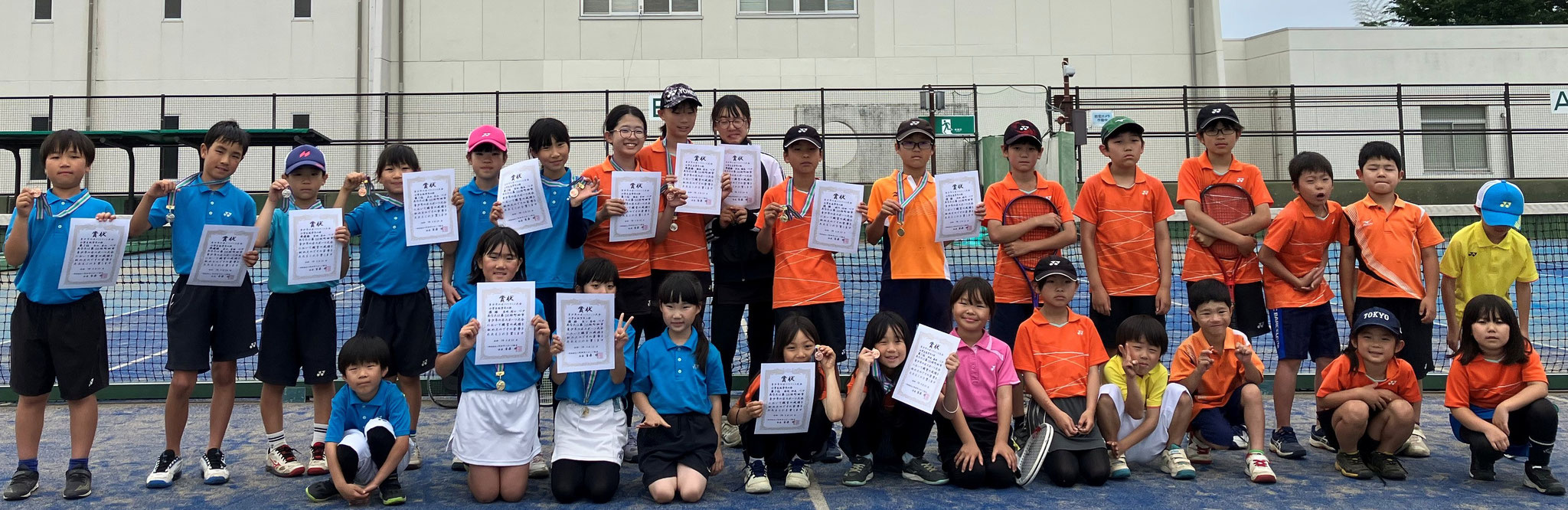 小学生の部 入賞者と参加者