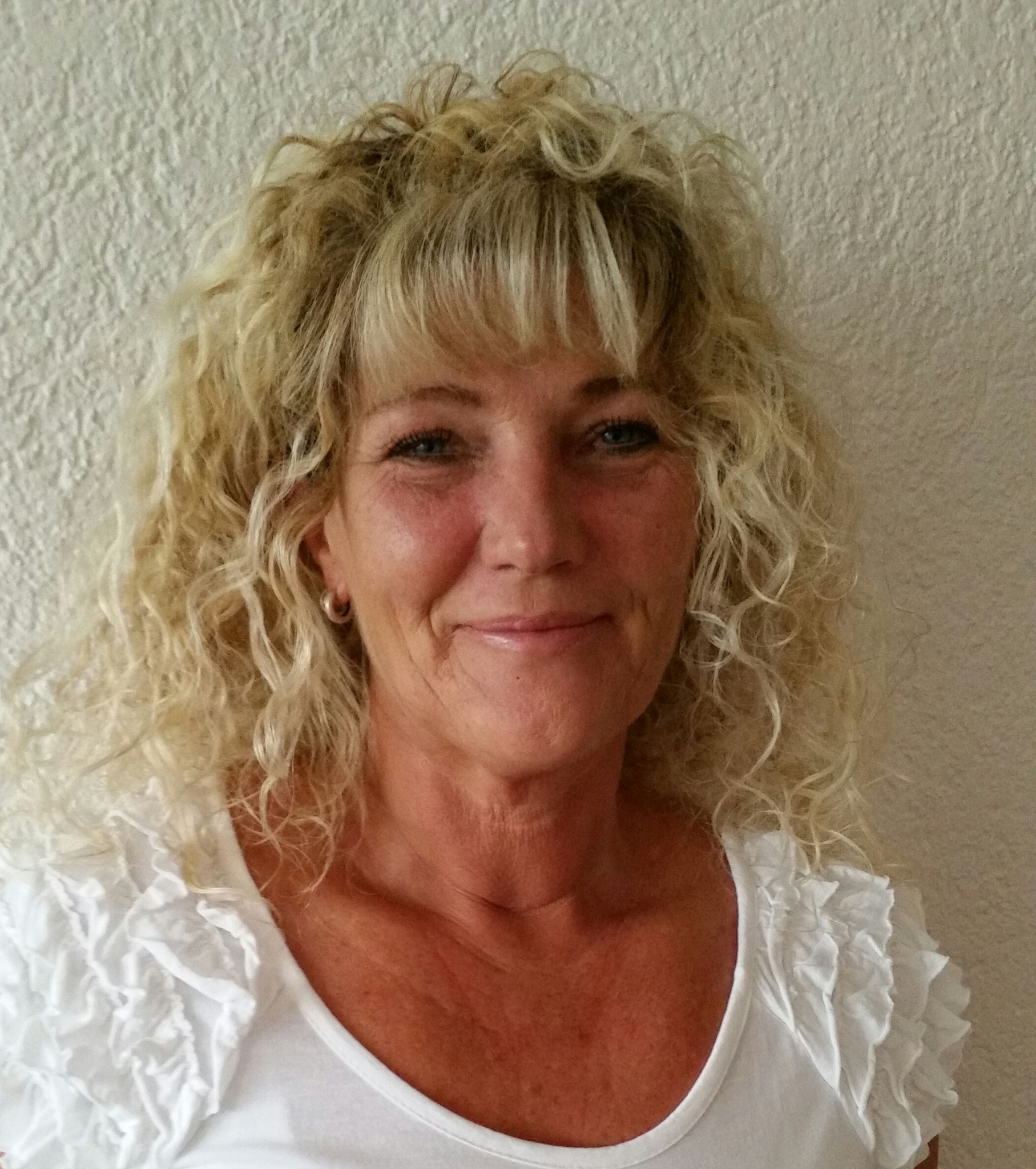 Yvonne Frey (Dipl. APM-Akupunktmassage Therapeutin)