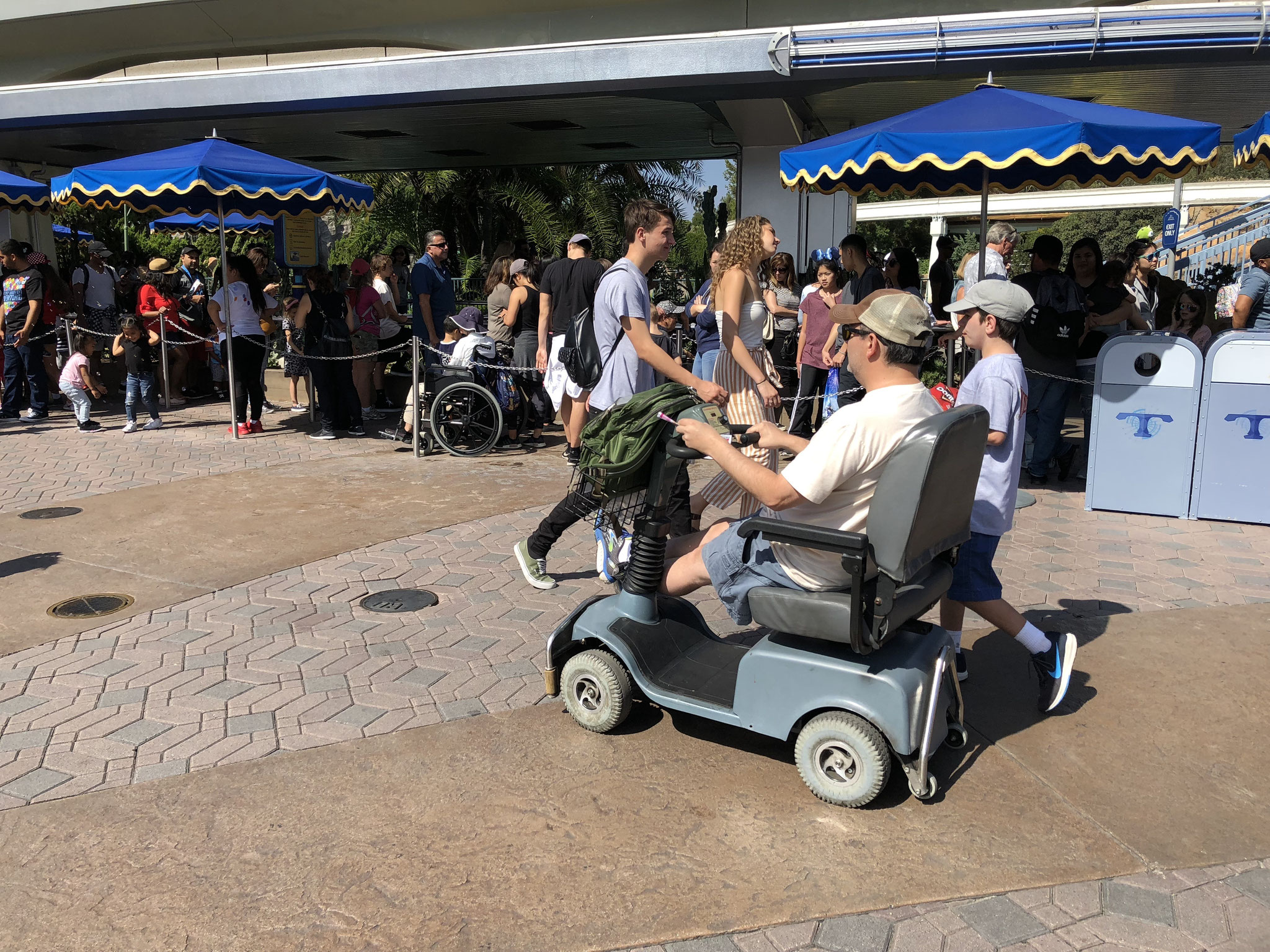 Disney Land Mobiles...