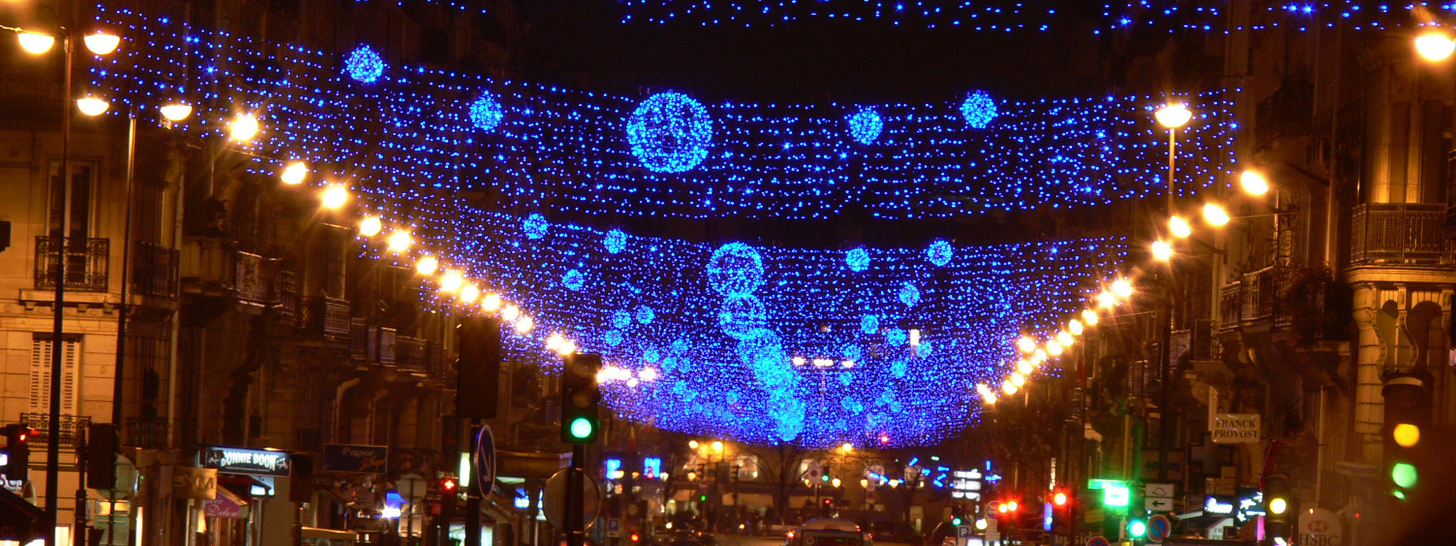 CHRISTMAS ILLUMINATION - OUTDOOR