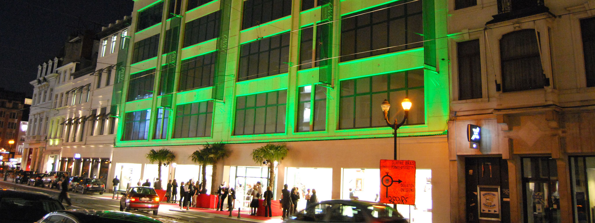 ILLUMINATION FACADE