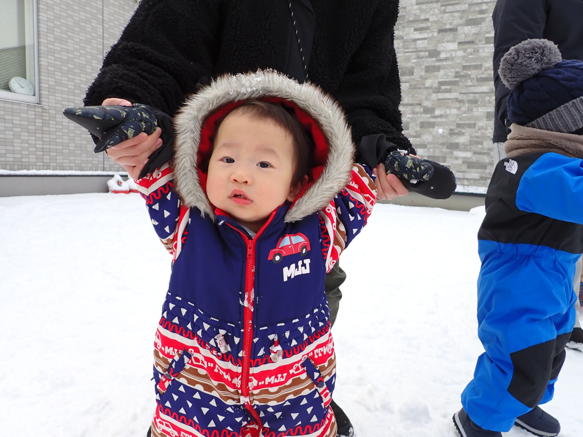 「雪遊び最高！一番楽しんじゃってます！」