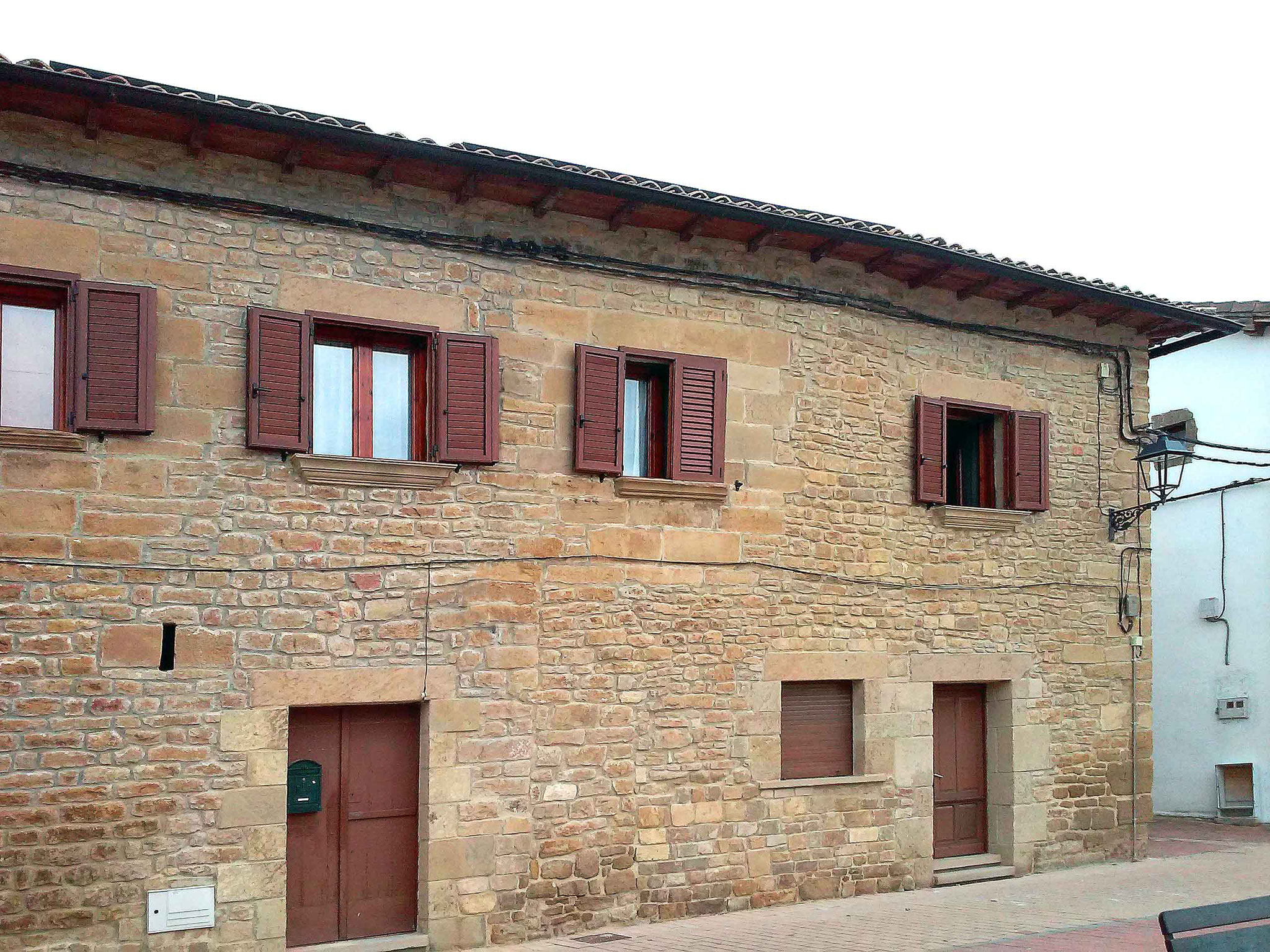 Mallorquinas de aluminio acabado madera Navarra