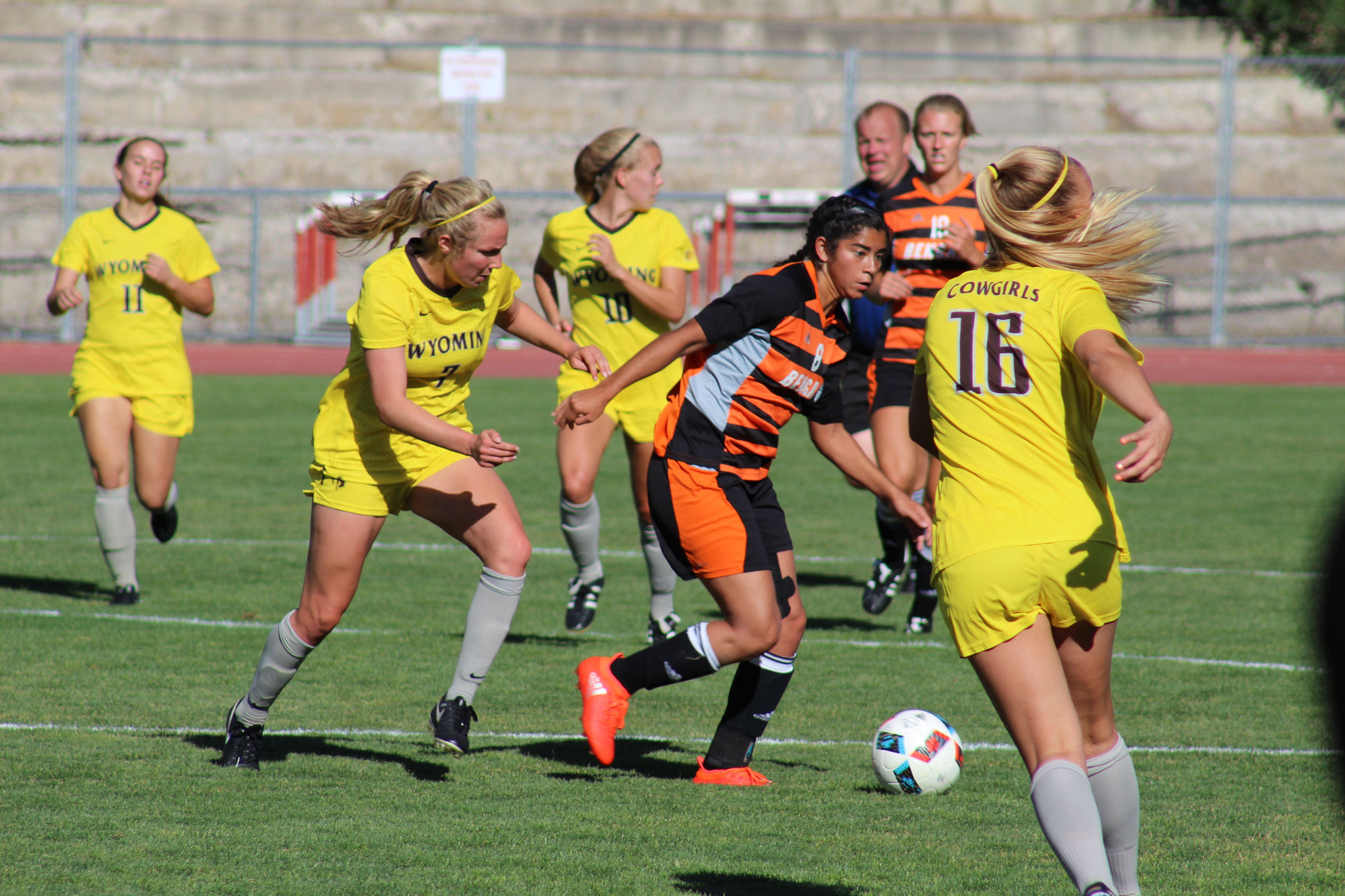 奨学金も目指せる アイダホ州立大学への女子サッカー留学 アメリカでスポーツ留学にチャレンジする学生選手を応援します 留学 プランニング トライアウト開催 国際交流イベント運営 野球留学 サッカー留学 アスレチックトレーナー留学 格闘技留学 ゴルフ留学
