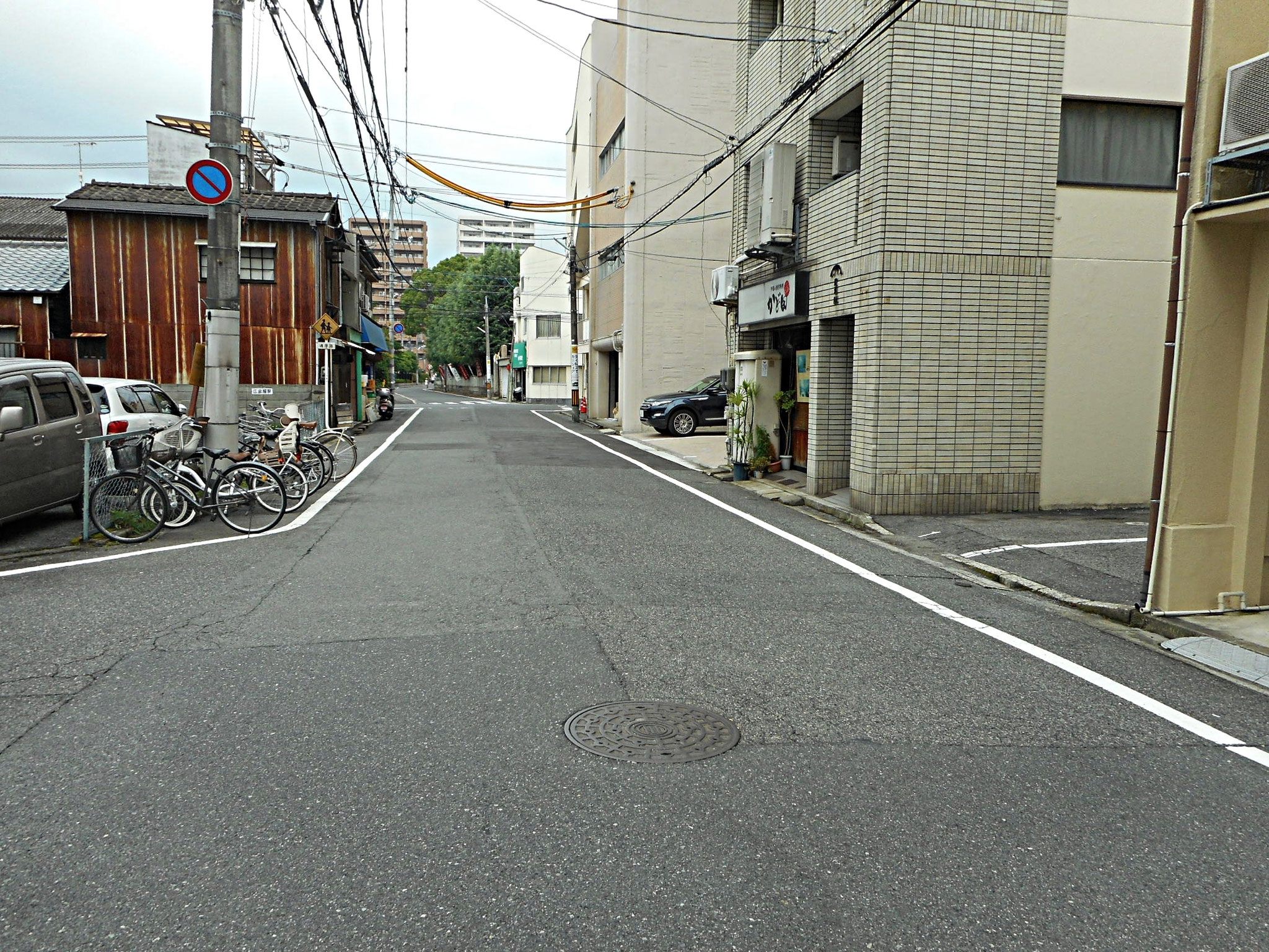 各駐車場前道路