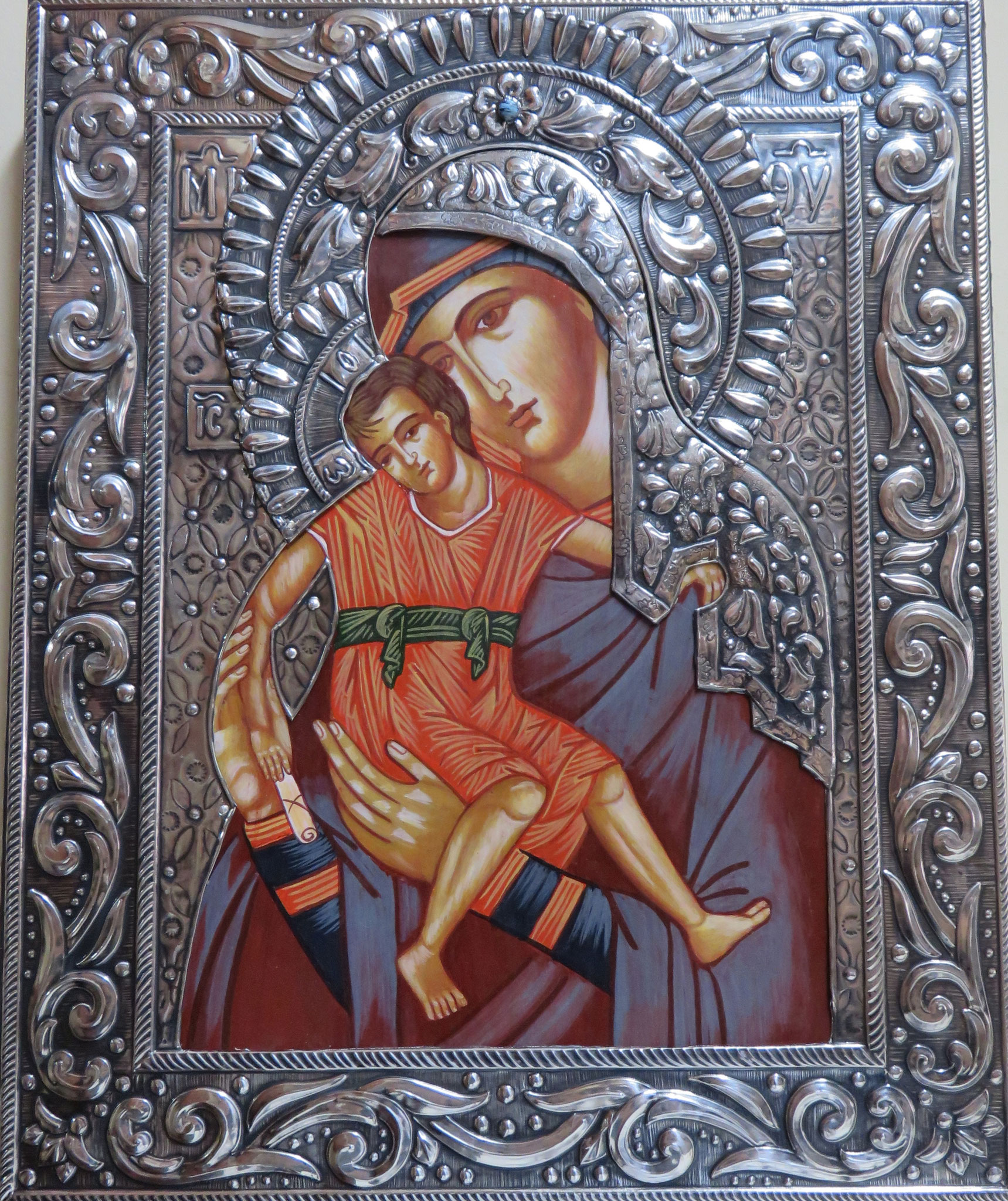 VIRGEN DE KIKOS (REPUJADO, A MANO EN PLATA DE LEY)  650 €