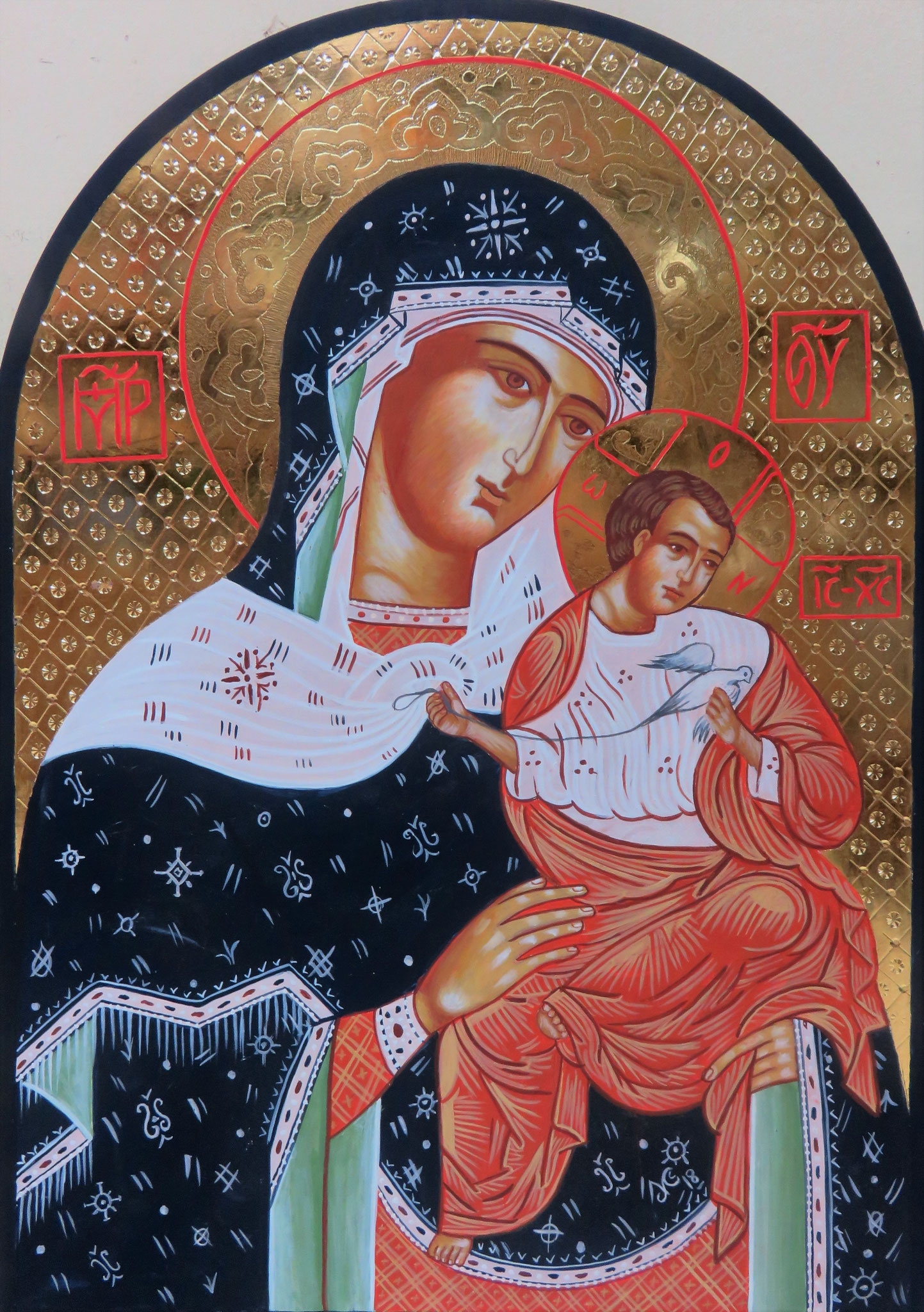 VIRGEN DE LA PALOMA   35 X 25  350 €