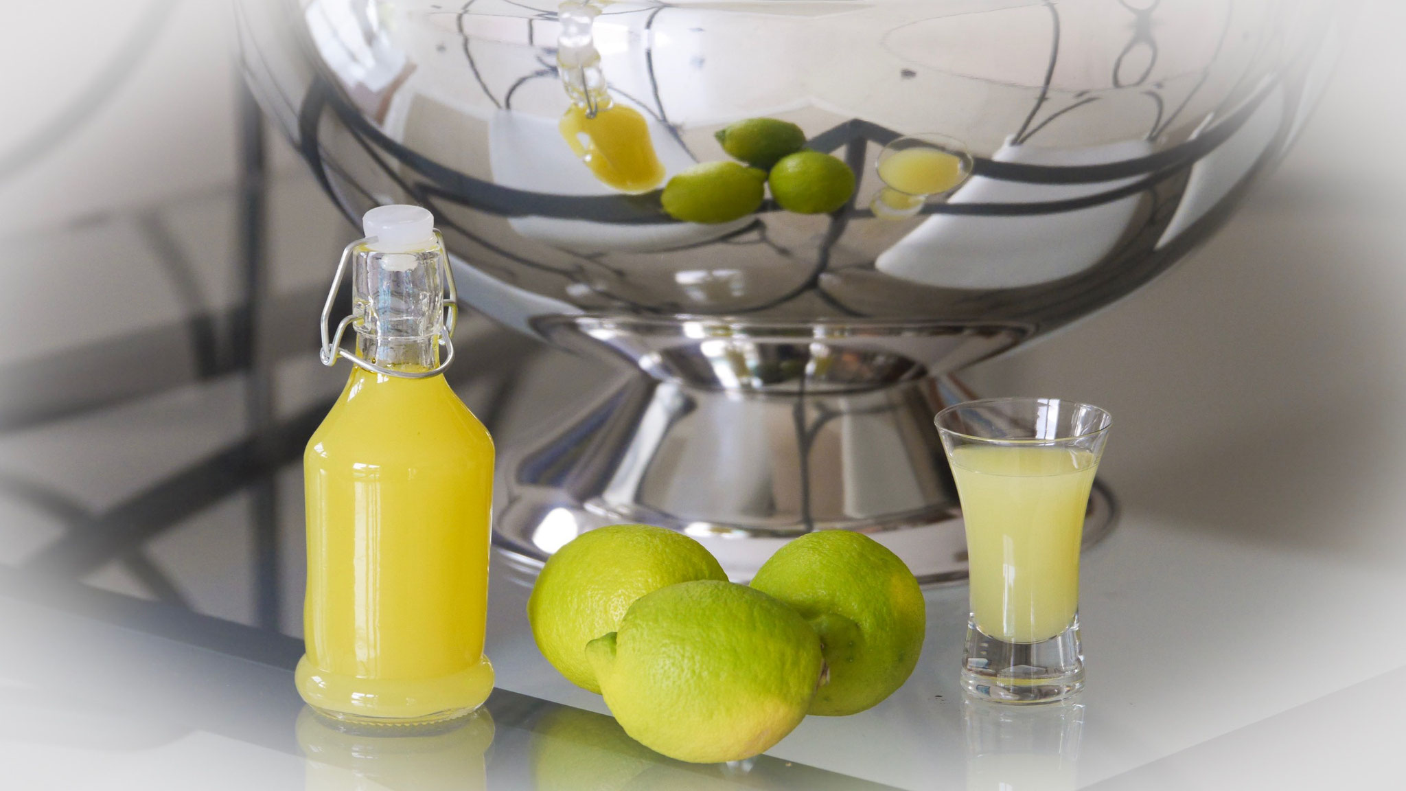 Limoncello artisanal