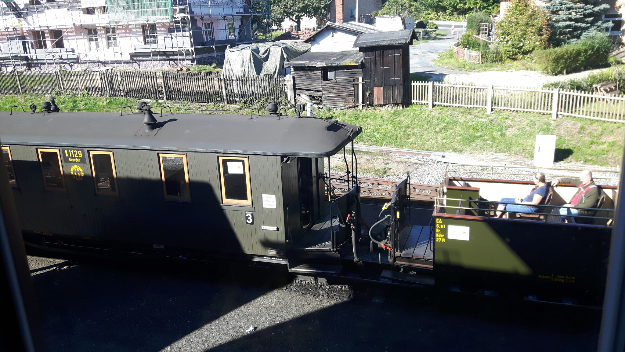 Blick aus dem Wohnstubenfenster auf die Gleise