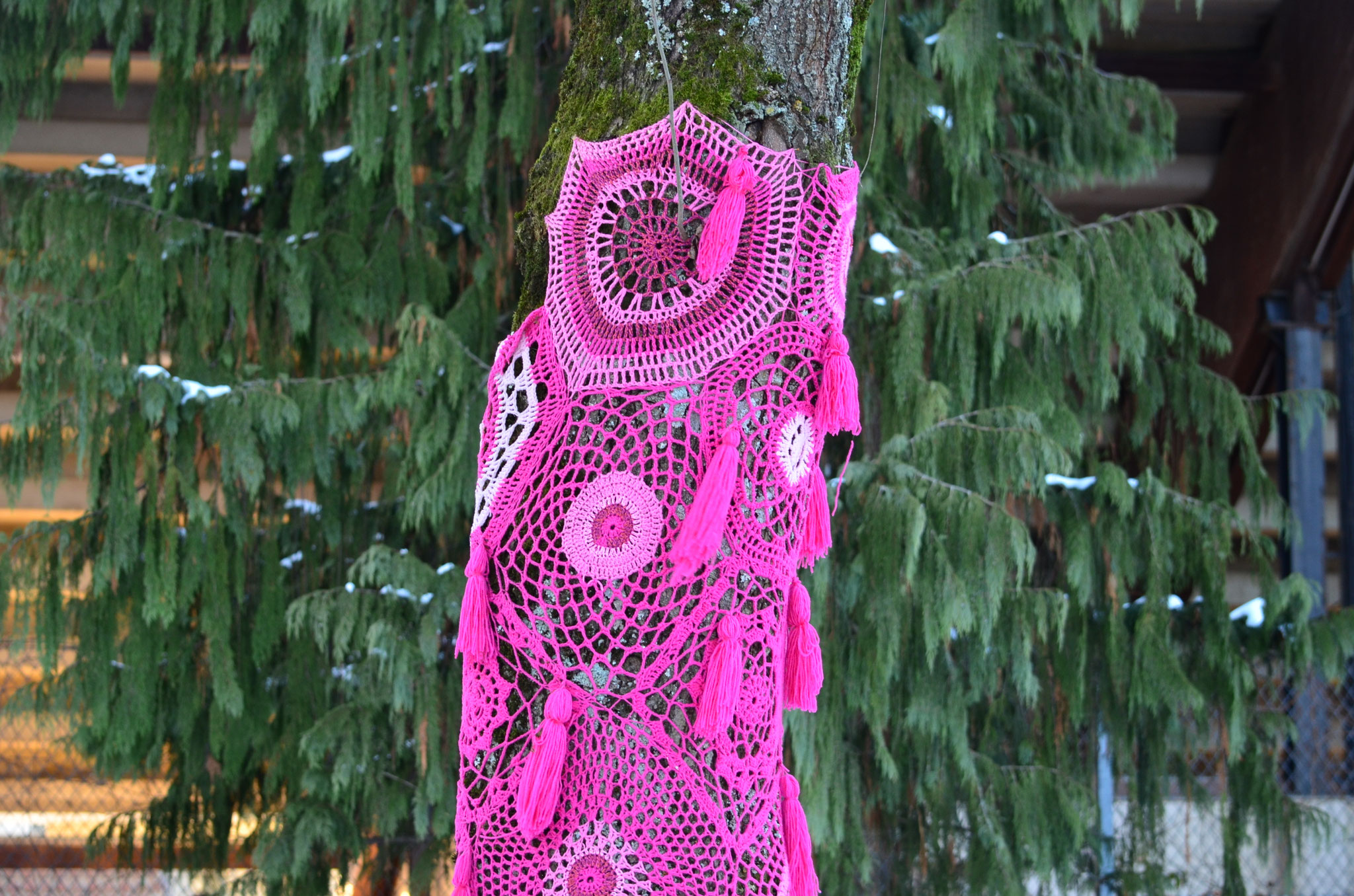 Arbre habillé pour l'hiver