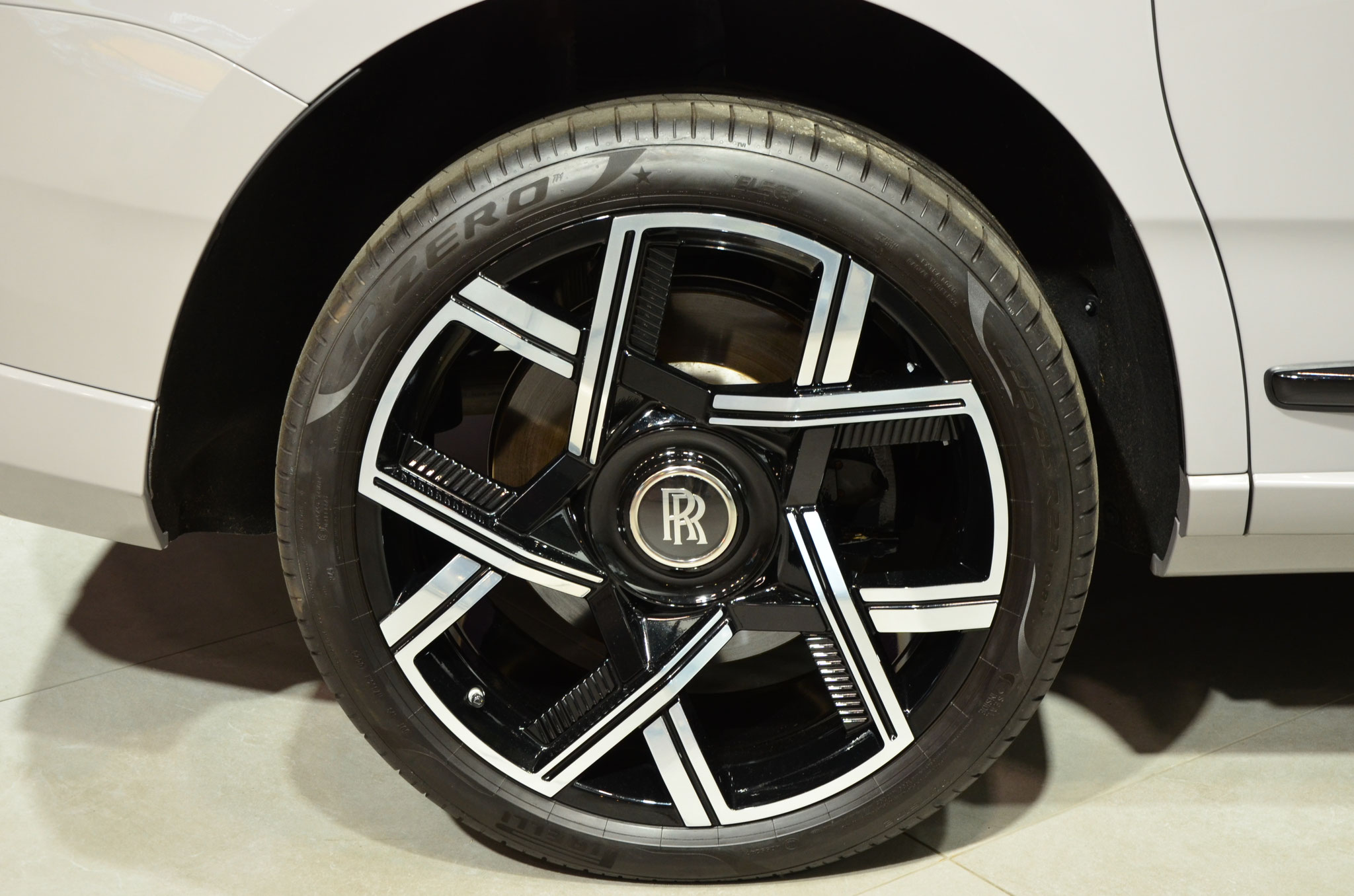 Roue de Rolls Royce