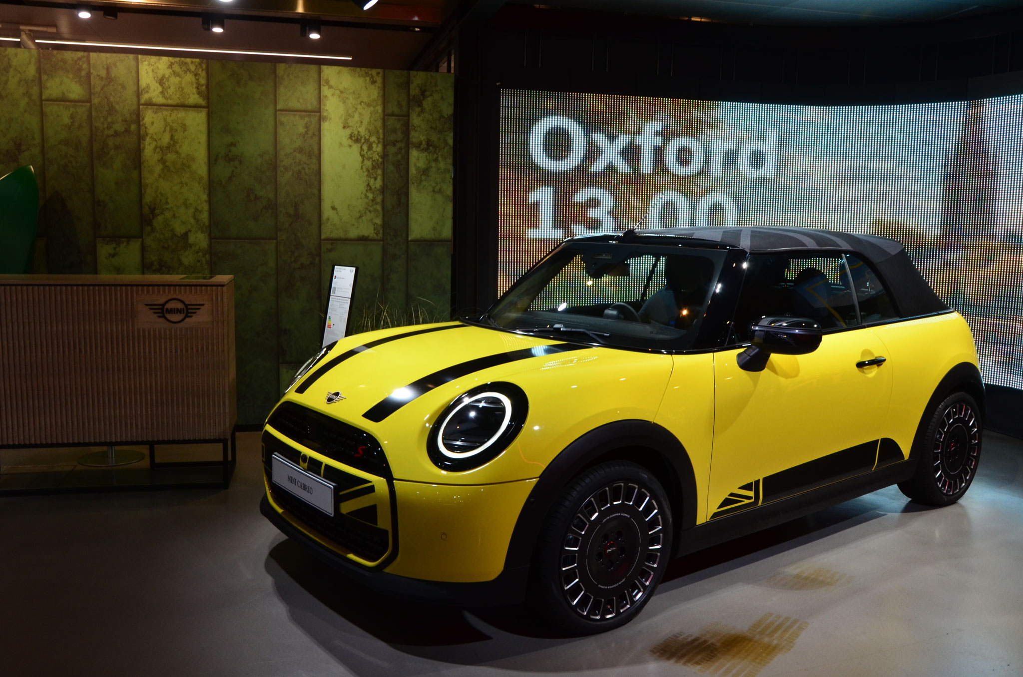Mini Cabrio (Centre d'exposition BMW Welt, Munich)