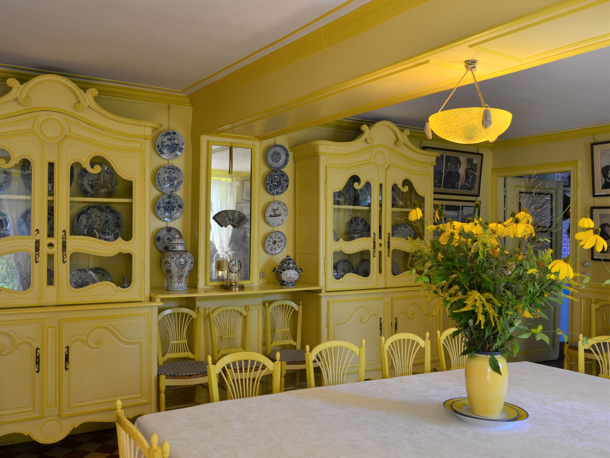 Salle jaune de la maison de Claude Monet à Giverny