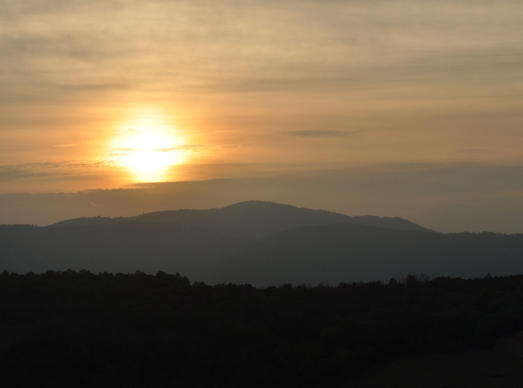 Crépuscule sur la colline (Colline du Strangenberg, Haut-Rhin)  Avril 2014