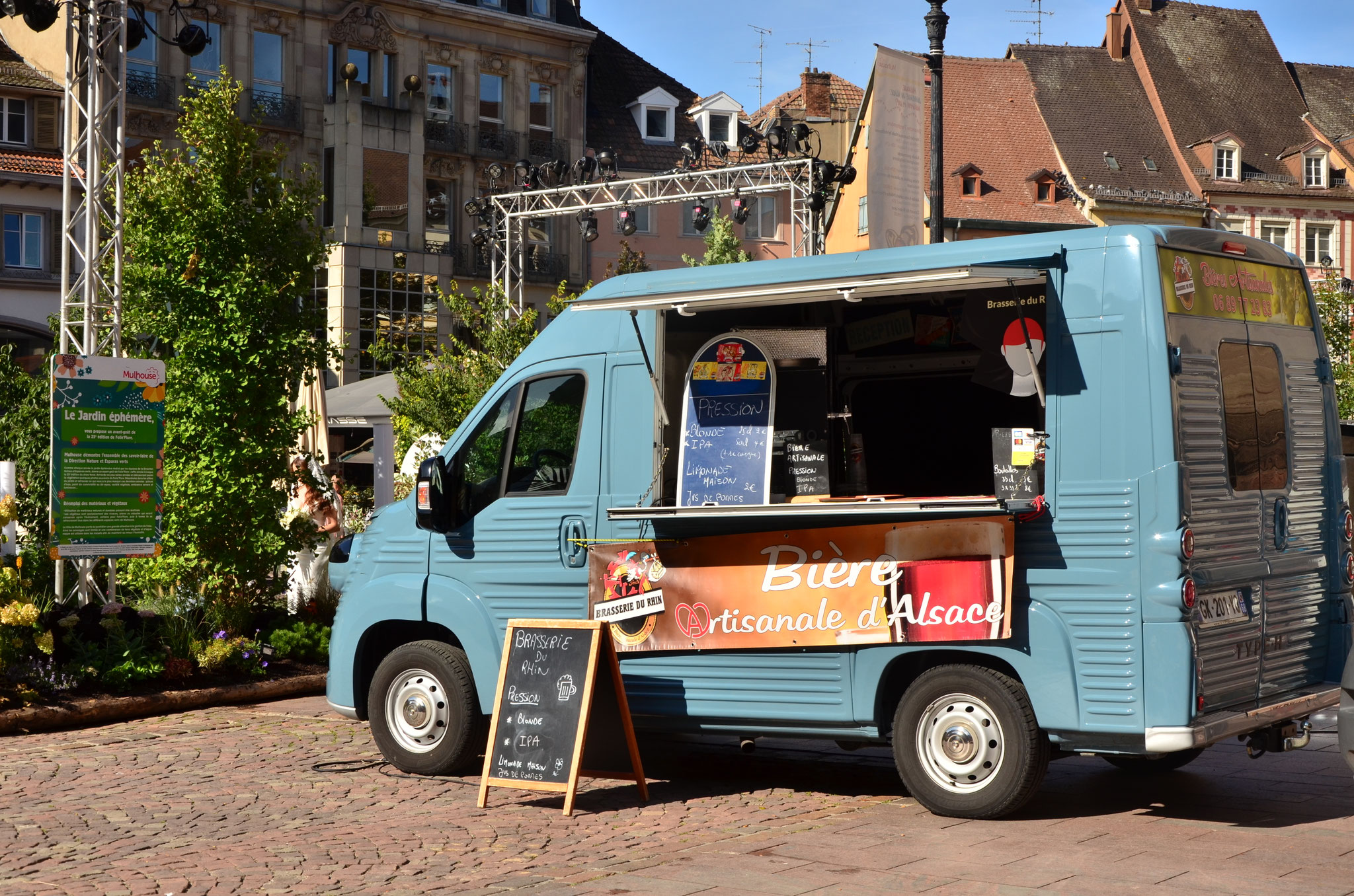 Camionnette pour la vente de bière (Mulhouse)