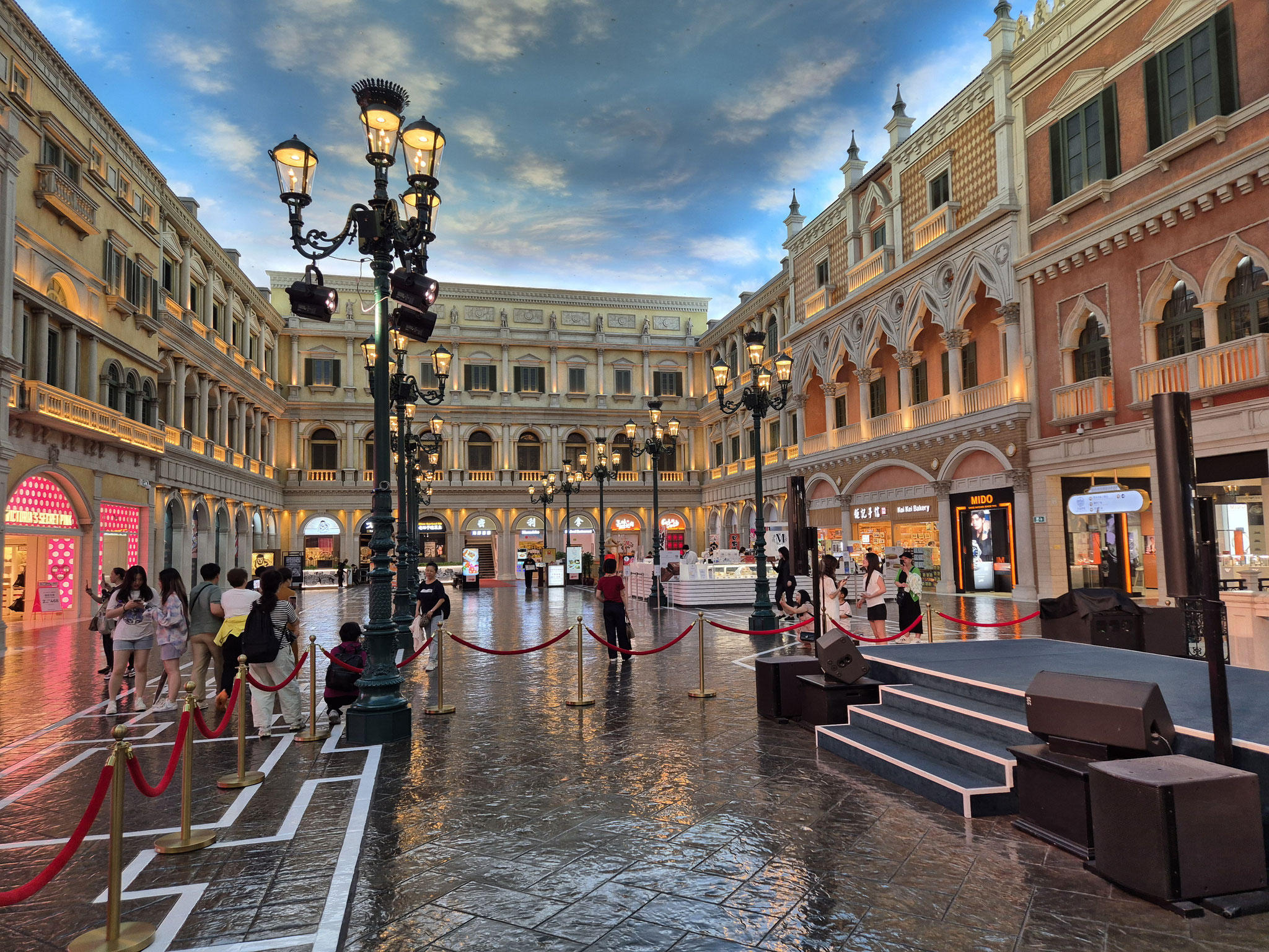 📍Venetian