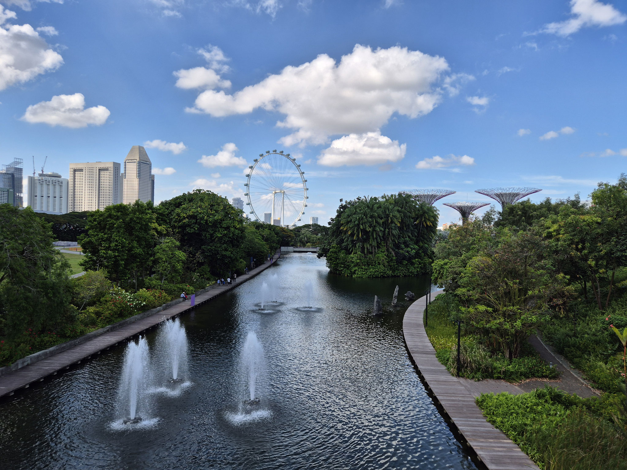 📍Gardens by the Bay