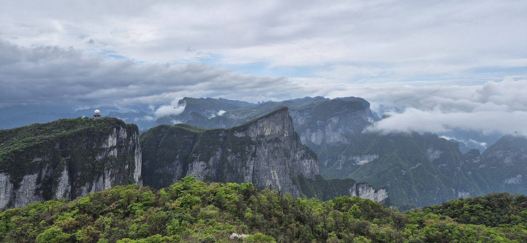 📍Tianmen Mountain