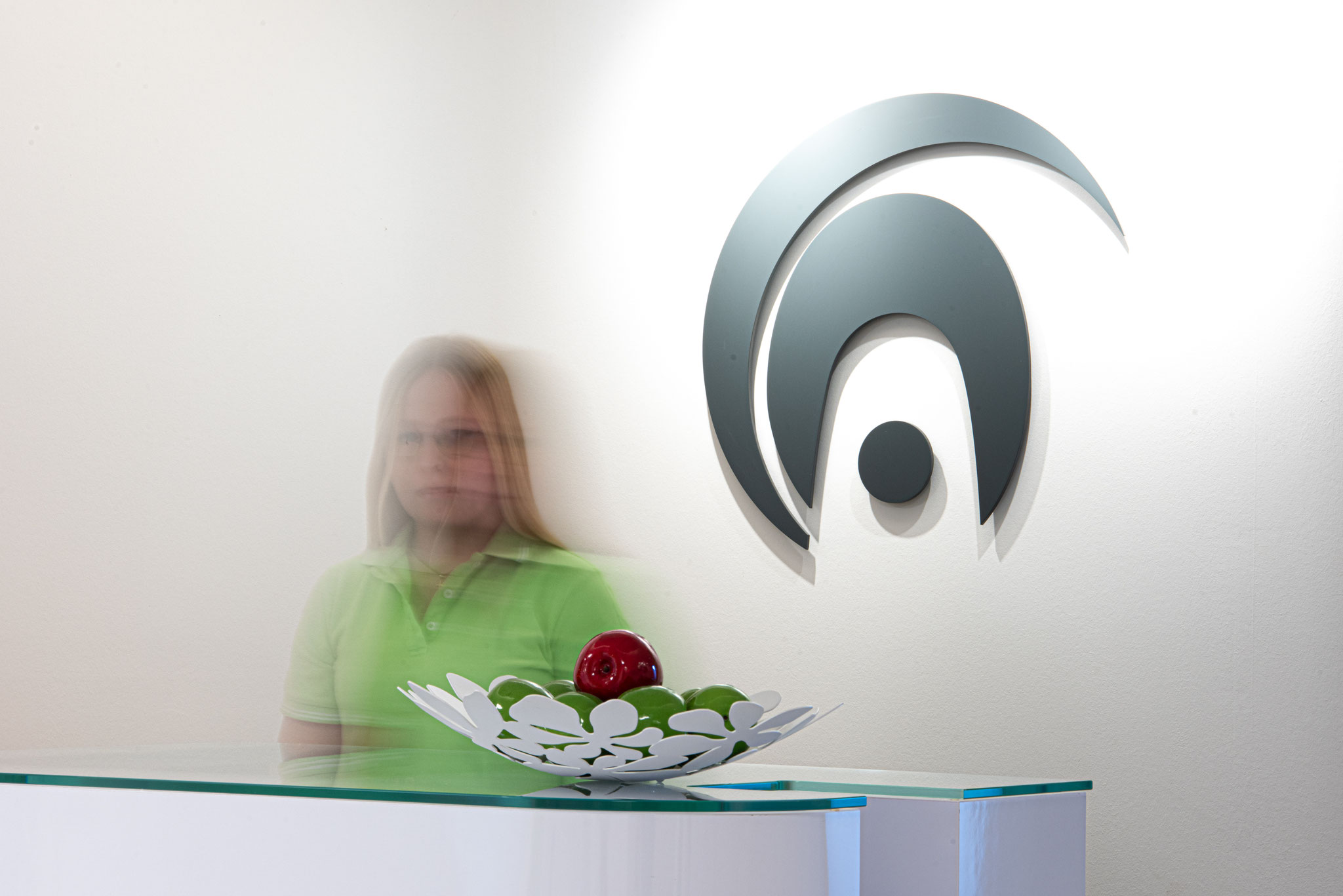 Unser Logo: ein beschützter Zahn!