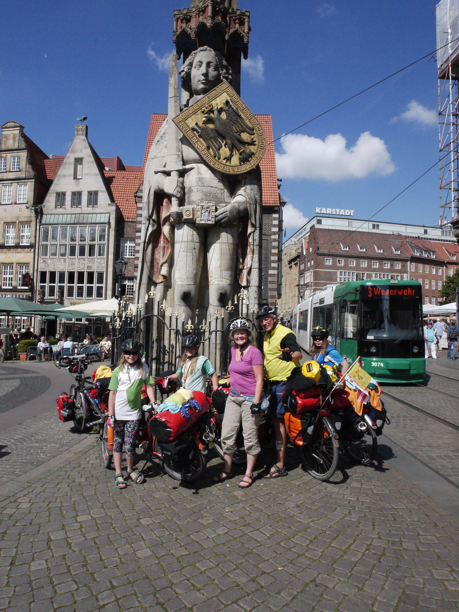 Bremen, vor dem Roland, kurz vor Nordsee