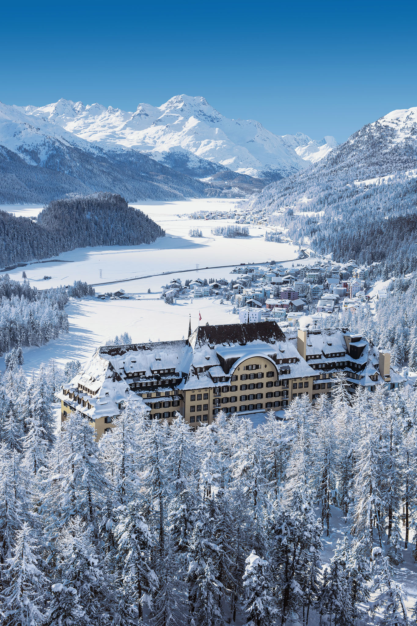 https://suvrettahouse.ch/