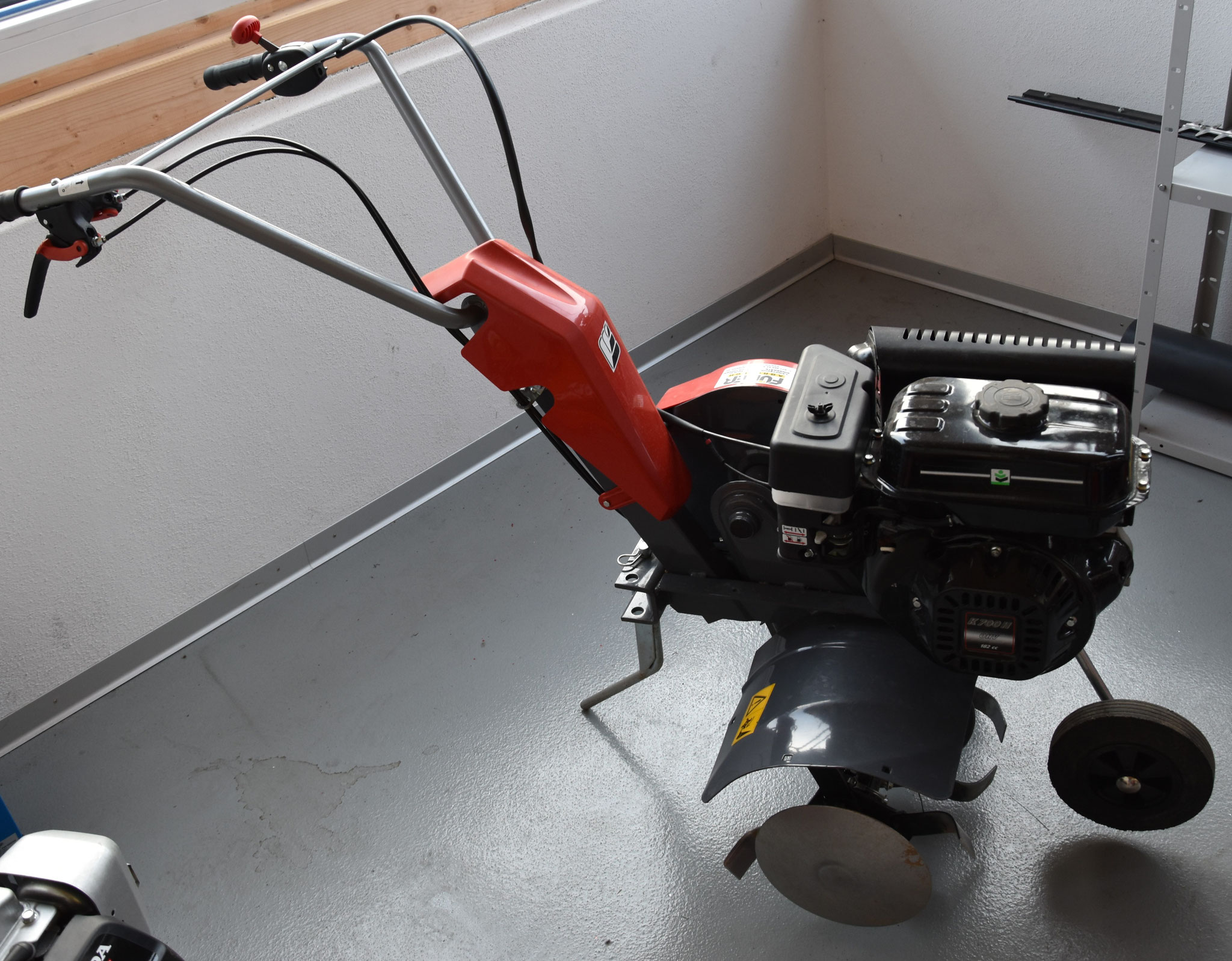 Mietmaschinen bringen Ihren Garten auf Vordermann Fürer Agrotech GmbH