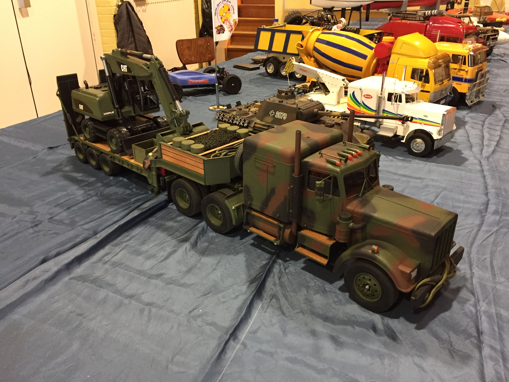 King Hauler + Dieplader Leger uitvoering