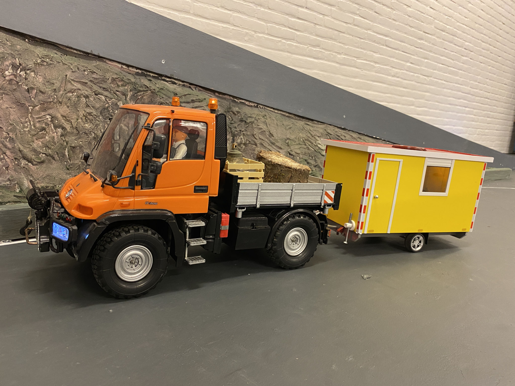 Mercedes Benz Unimog U300