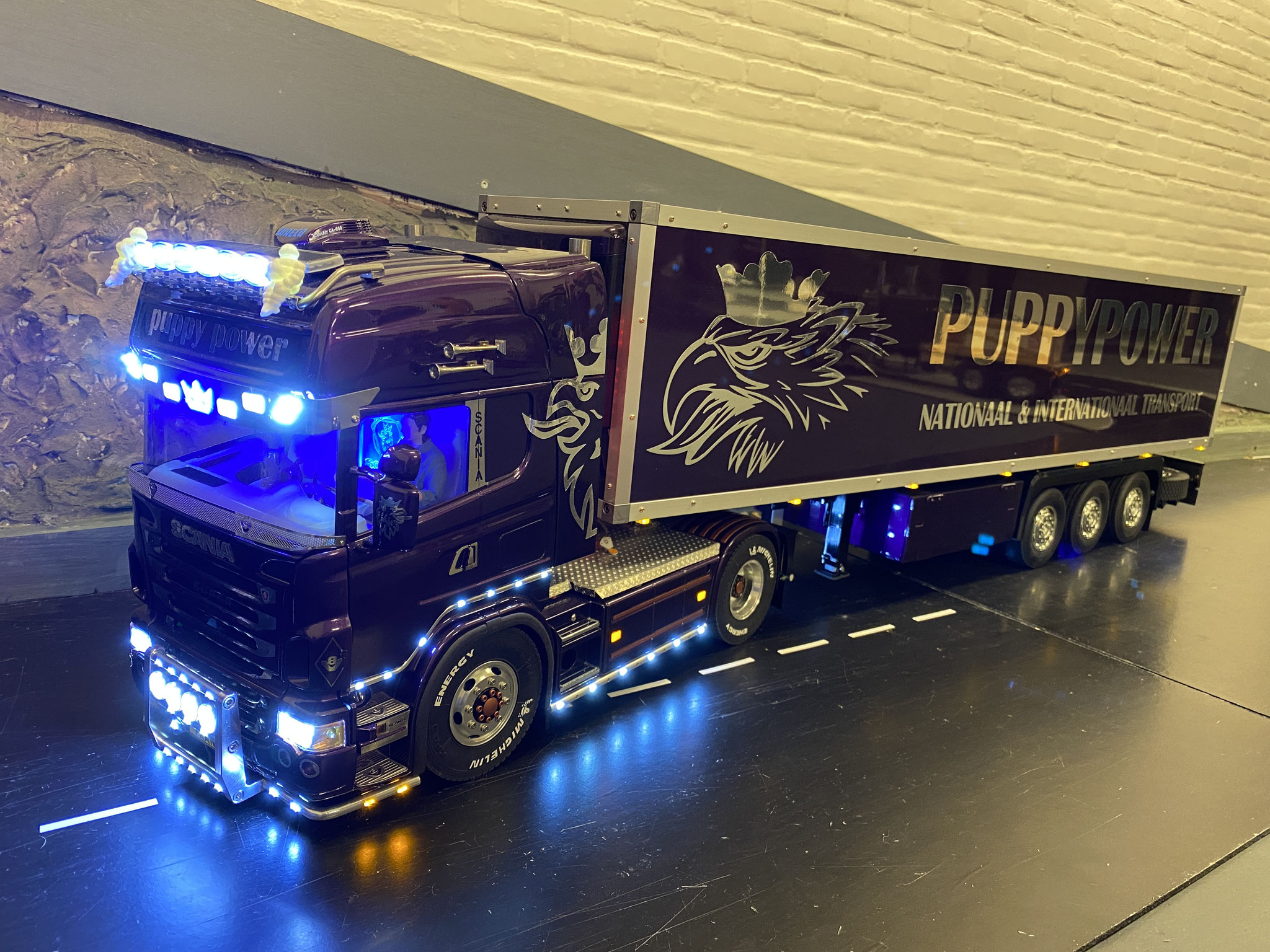 Scania Puppy Power