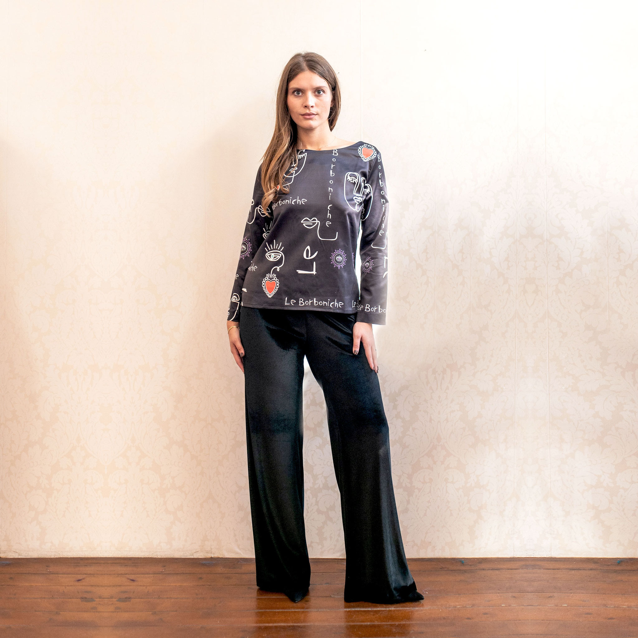 Blusa Classy Black Face