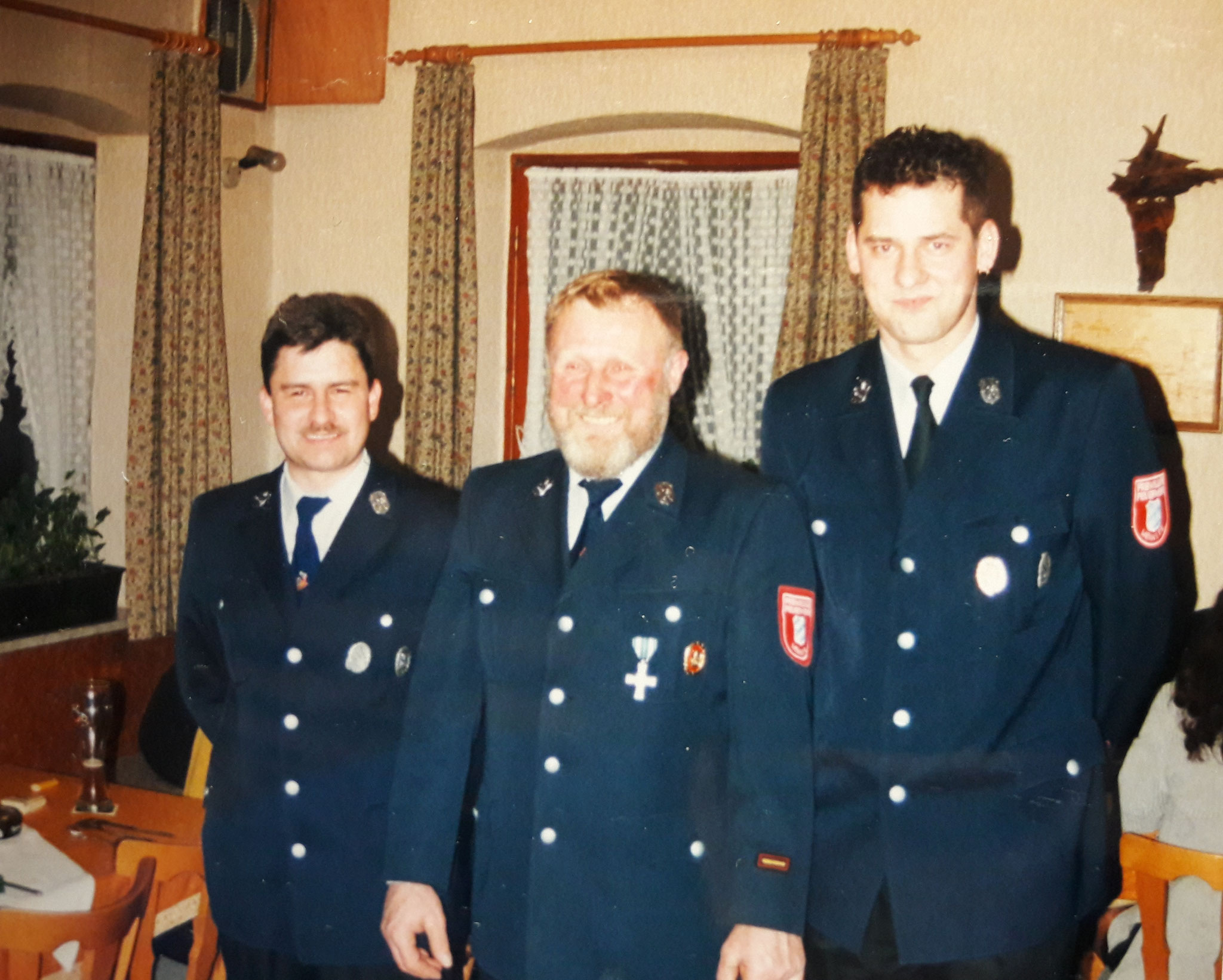 Der ehemalige Kommandant und seine Nachfolger 2000