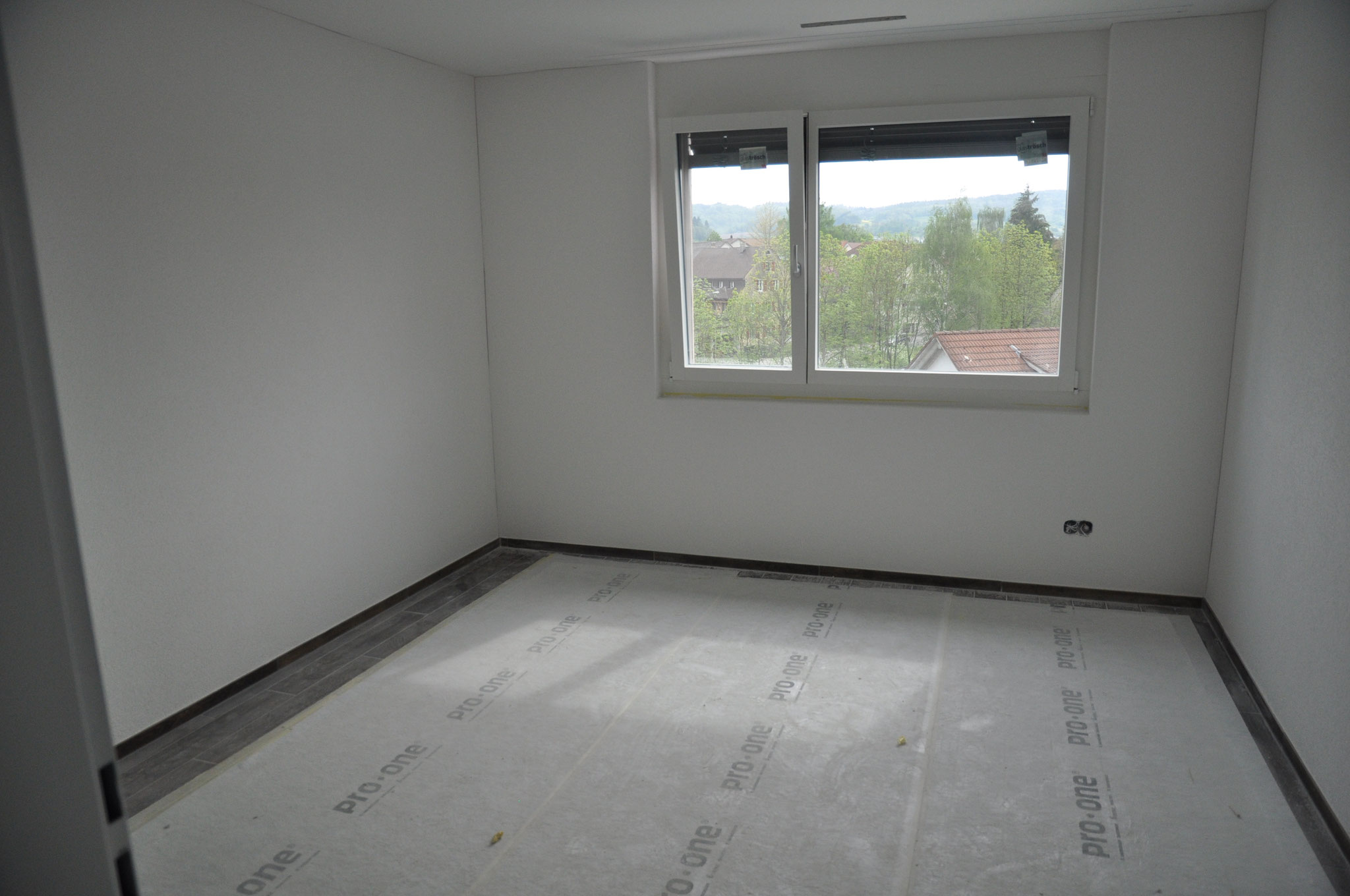 Innenausbau Zimmer 2 4,5 Zimmer Wohnung Einheit B (Mai 2016)