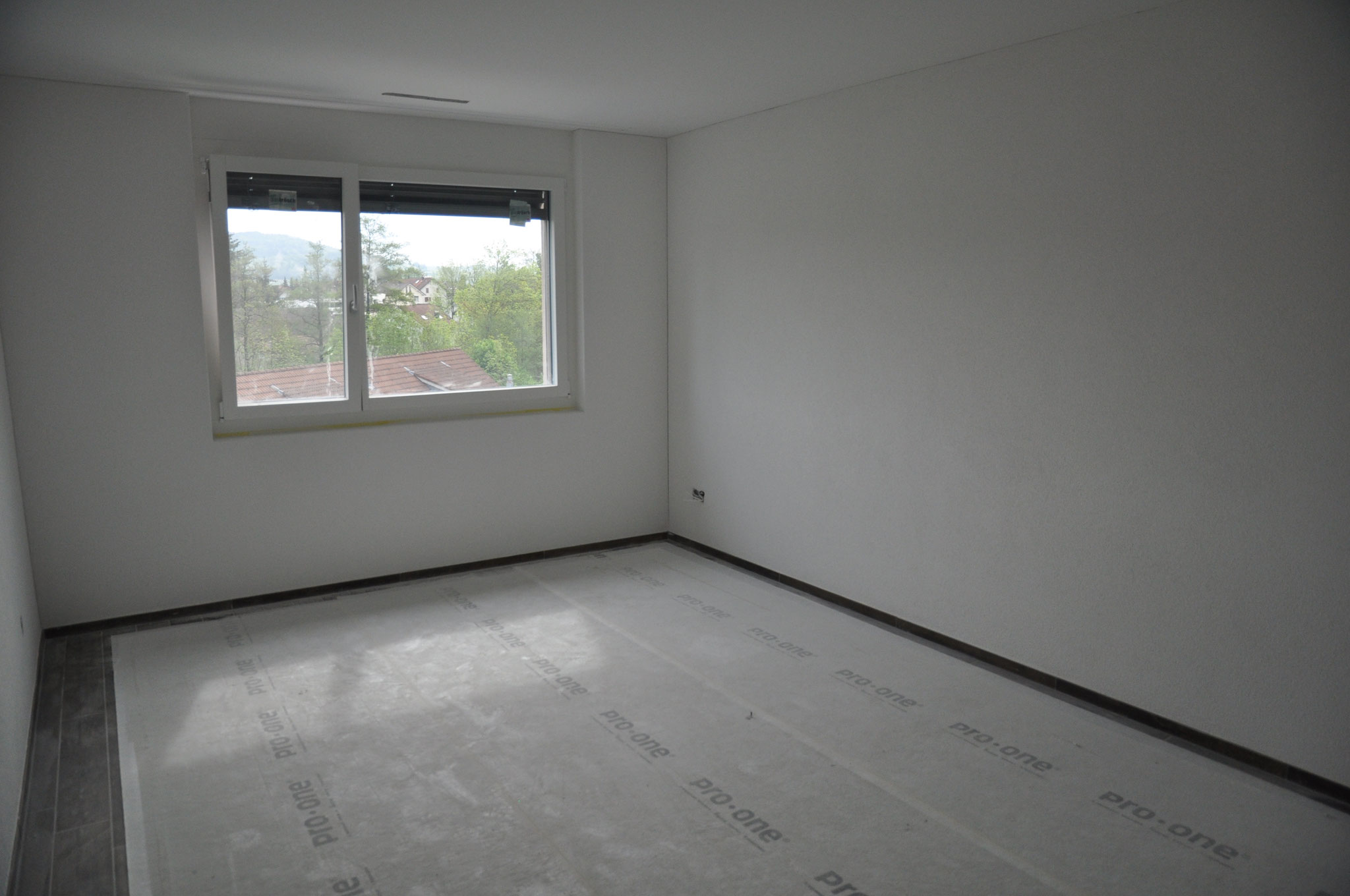Innenausbau Zimmer 1 4,5 Zimmer Wohnung Einheit B (Mai 2016)