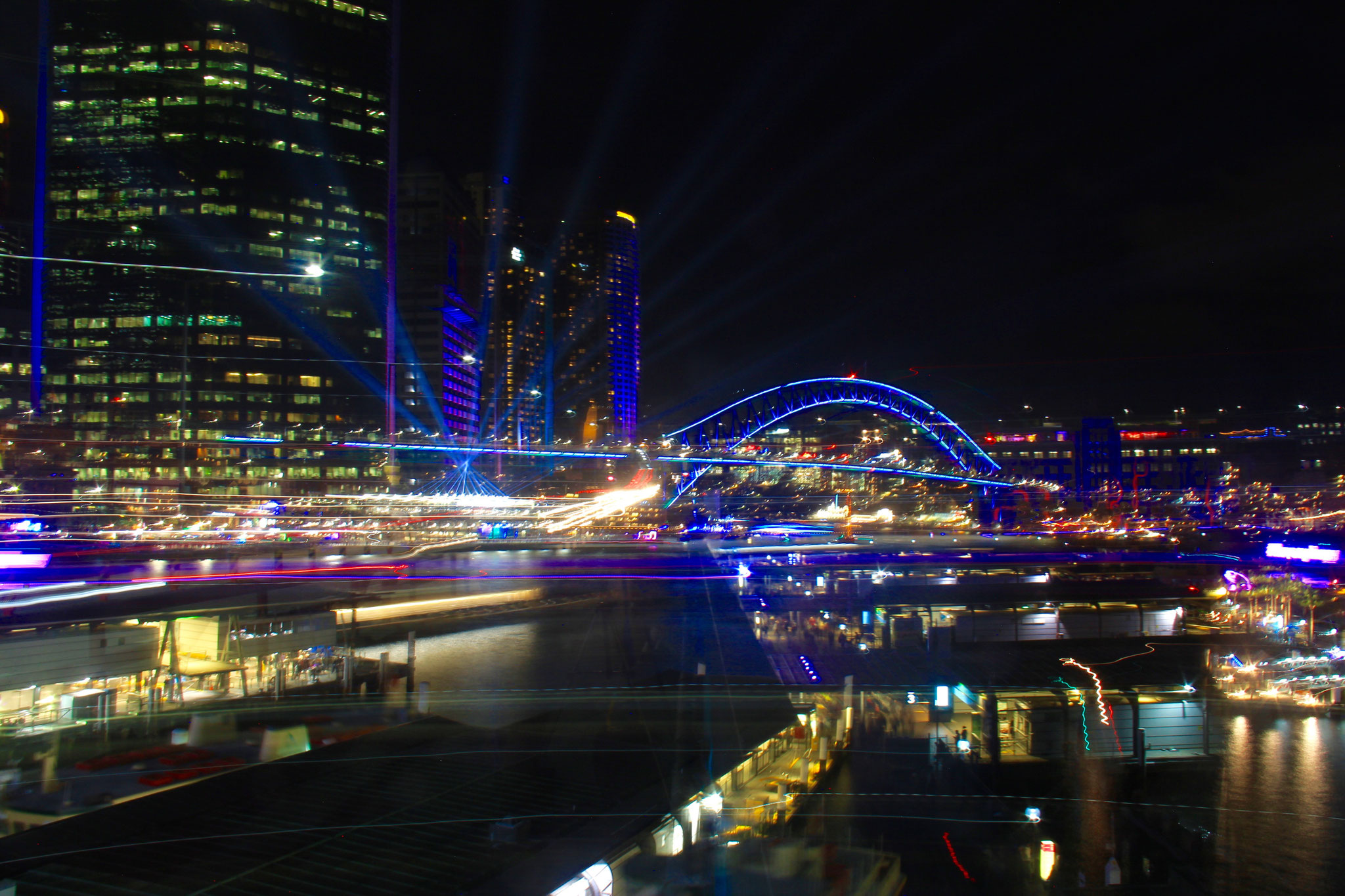 817: Harbour Bridge + City - ISO 100, 18mm, f/16, 30sec