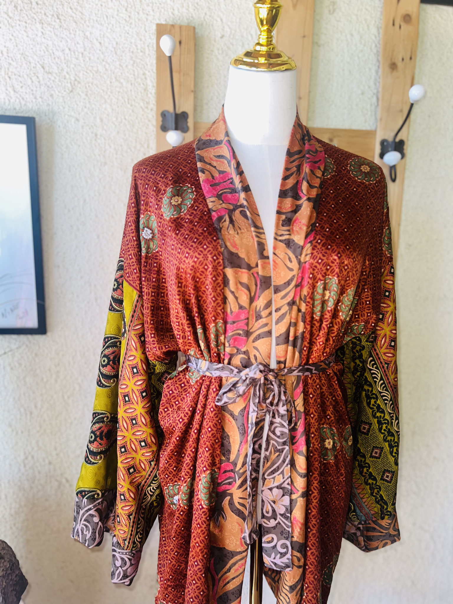 Kimono éco-responsable en soie recyclée – coupe mixte S à XL
