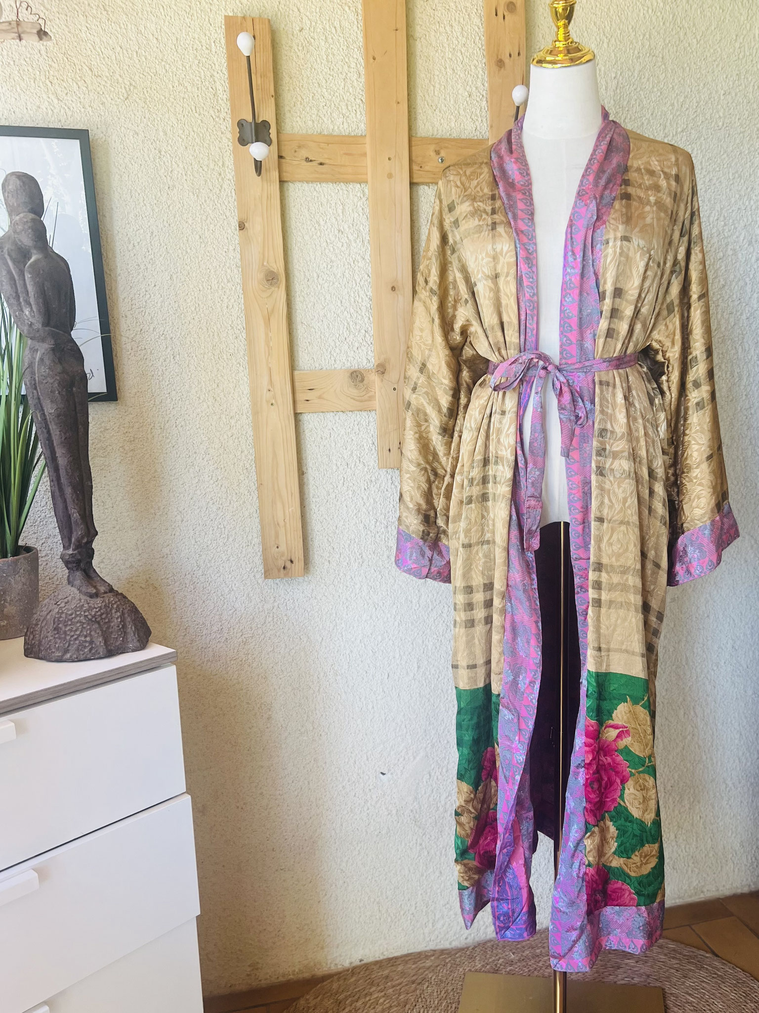 Kimono jaune et vert – éclat et fluidité artisanale