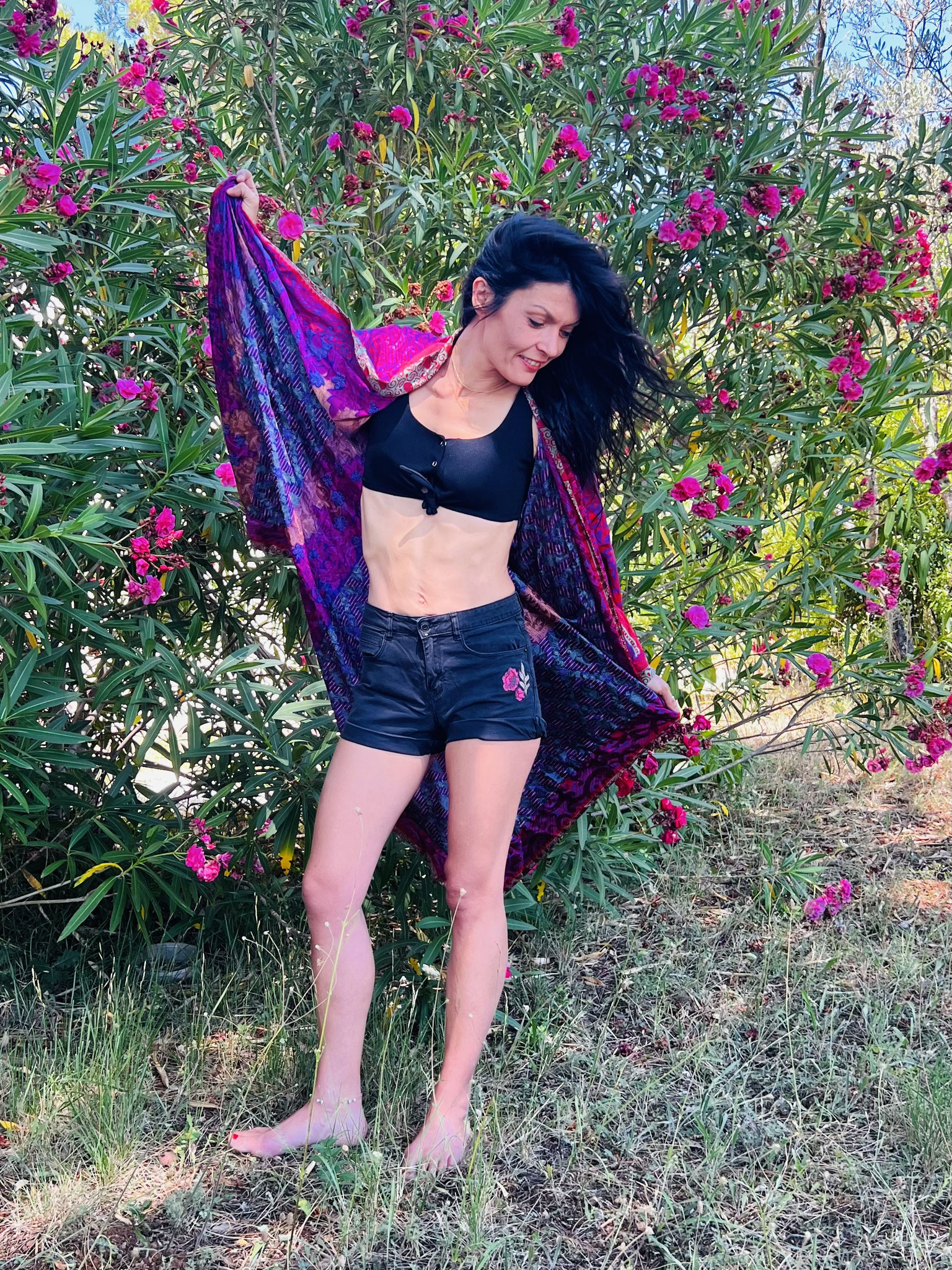 Kimono réversible rose vif – motif indien et style unique
