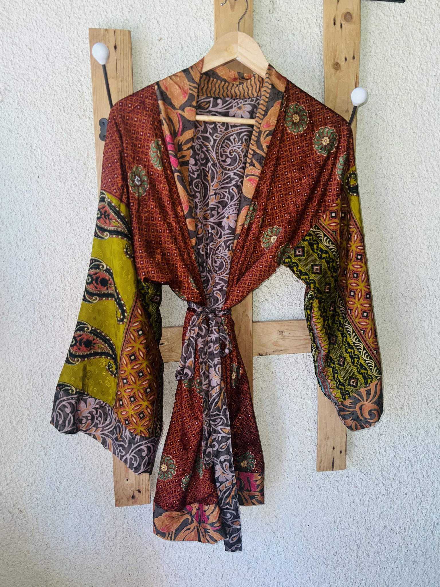 Kimono réversible homme ou femme – soie recyclée orangée et verte