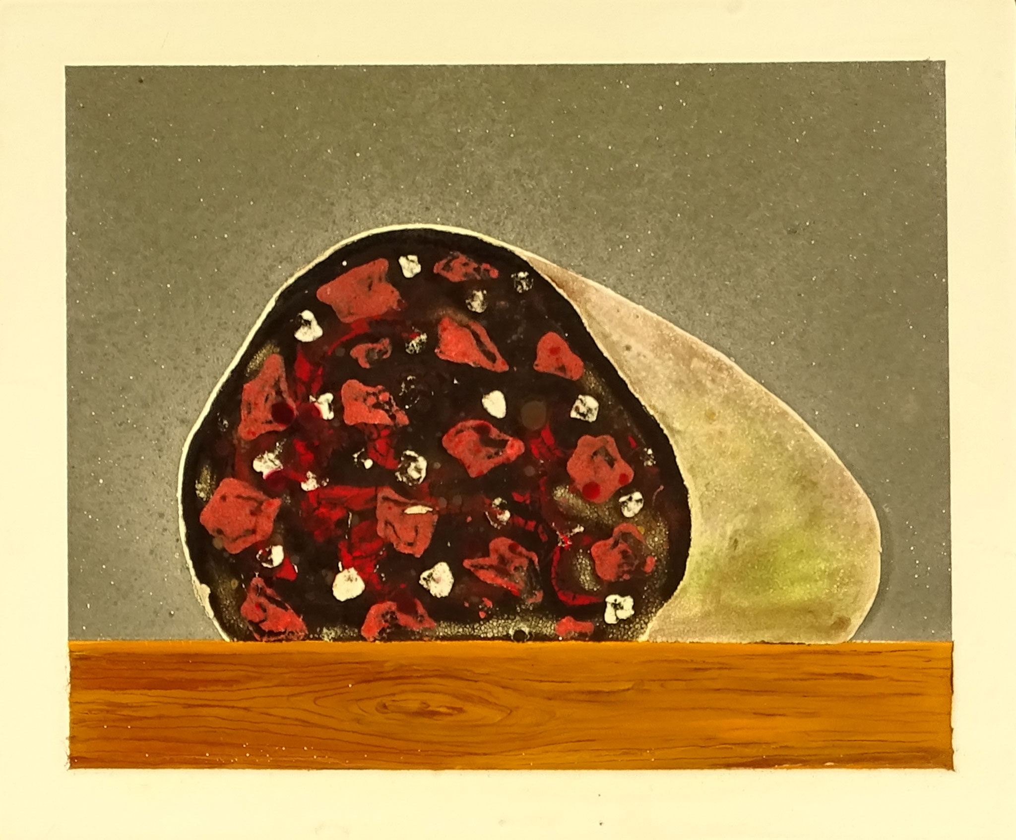 "Wurst" 2015, 27 x 23,5 cm, opakes und transp. Email, 5 Brände