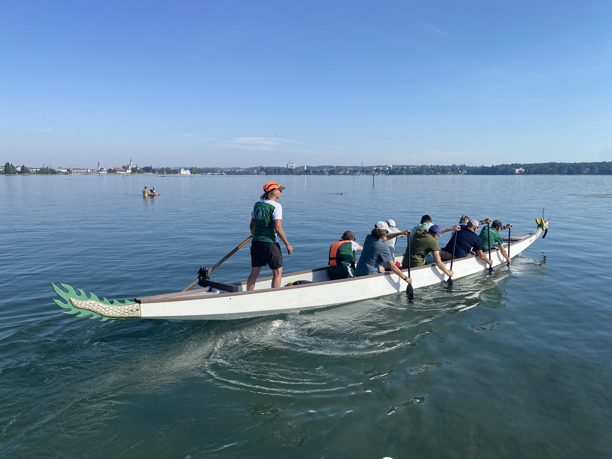 Start mit dem Drachenboot des Paddel-Club Kreuzlingen (Foto: Stephan Pfefferli)