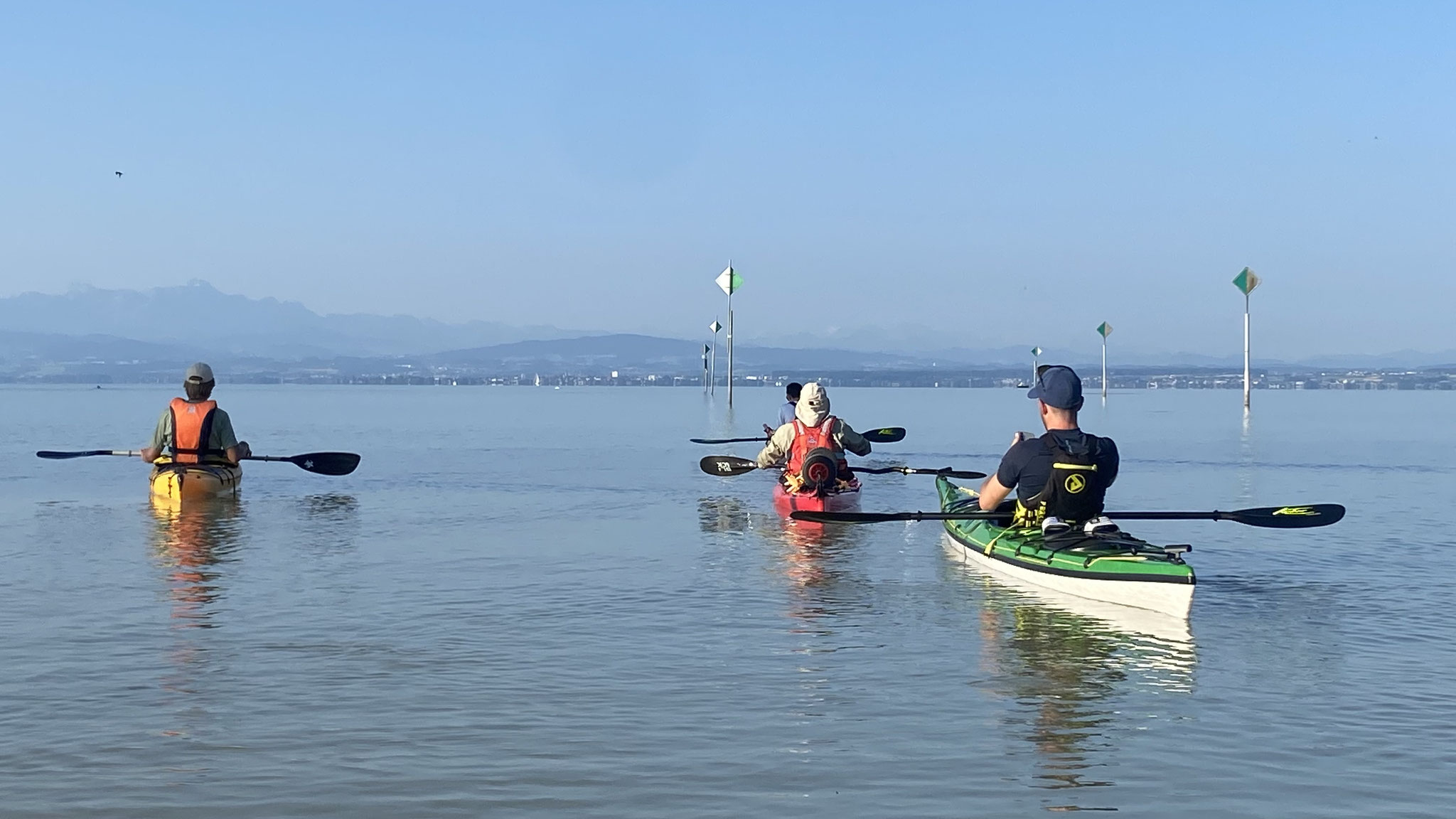 Hafenausfahrt Fischbach mit Blick gegen Schweizer Ufer, Säntis links oben