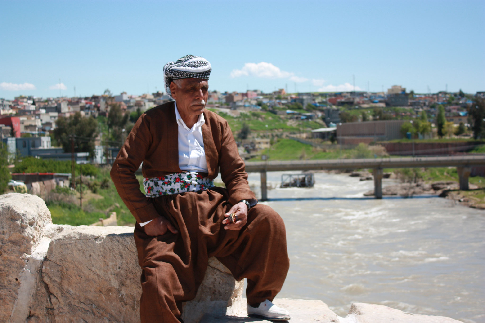 Kurde in traditioneller Tracht
