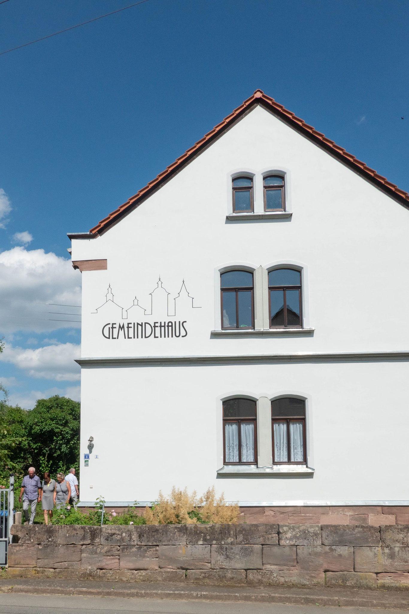 Die sanierte Fassade - vom Kirchbauverein unterstützt