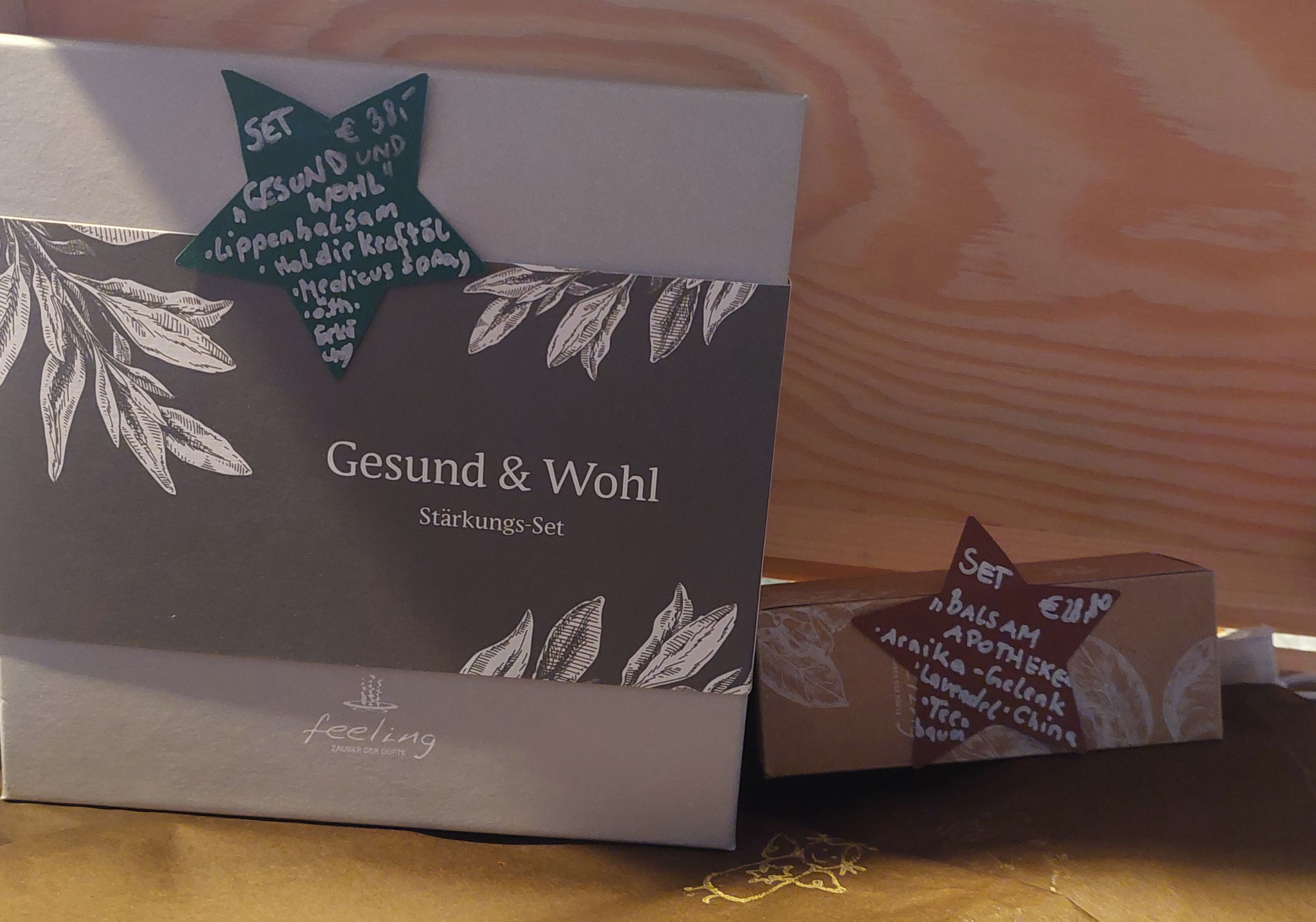 Gesund und Wohl € 38,00 inkl. (Lippenbalsam + Hol dir Kraftöl + Medicusraumspray + äth. Duftkomposition Erkältung) und Balsamapotheke € 28,80 inkl. (Balsame: Arnika-Gelenk, China, Lavendel, Teebaum)auch einzeln erhältlich
