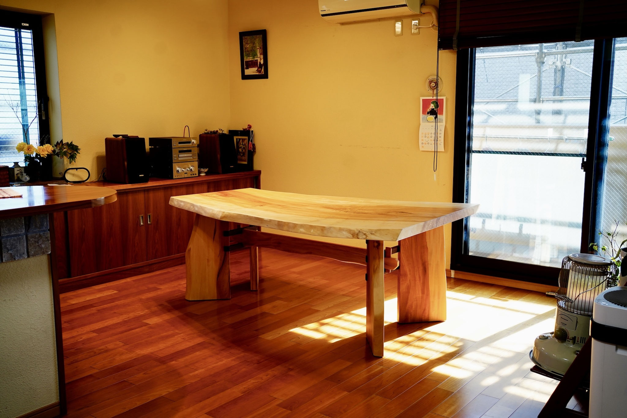 一枚板　ダイニングテーブル 8人用 一枚板ダイニングテーブル｜【公式】KIDOMEIMOKU オンライン