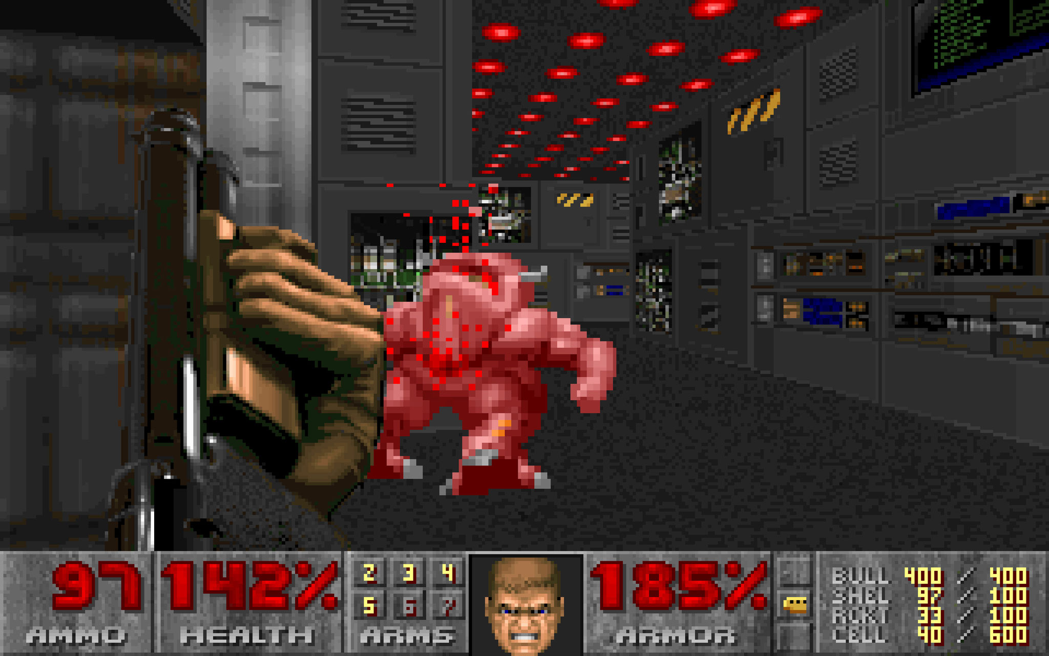 Hat 1993 das Action-Genre revolutioniert und den modernen Ego-Shooter ins Leben gerufen: "DOOM". Der Baller-Meilenstein wurde von den id-Gründern John Carmack (heute Oculus VR), John Romero und Tom Hall programmiert.