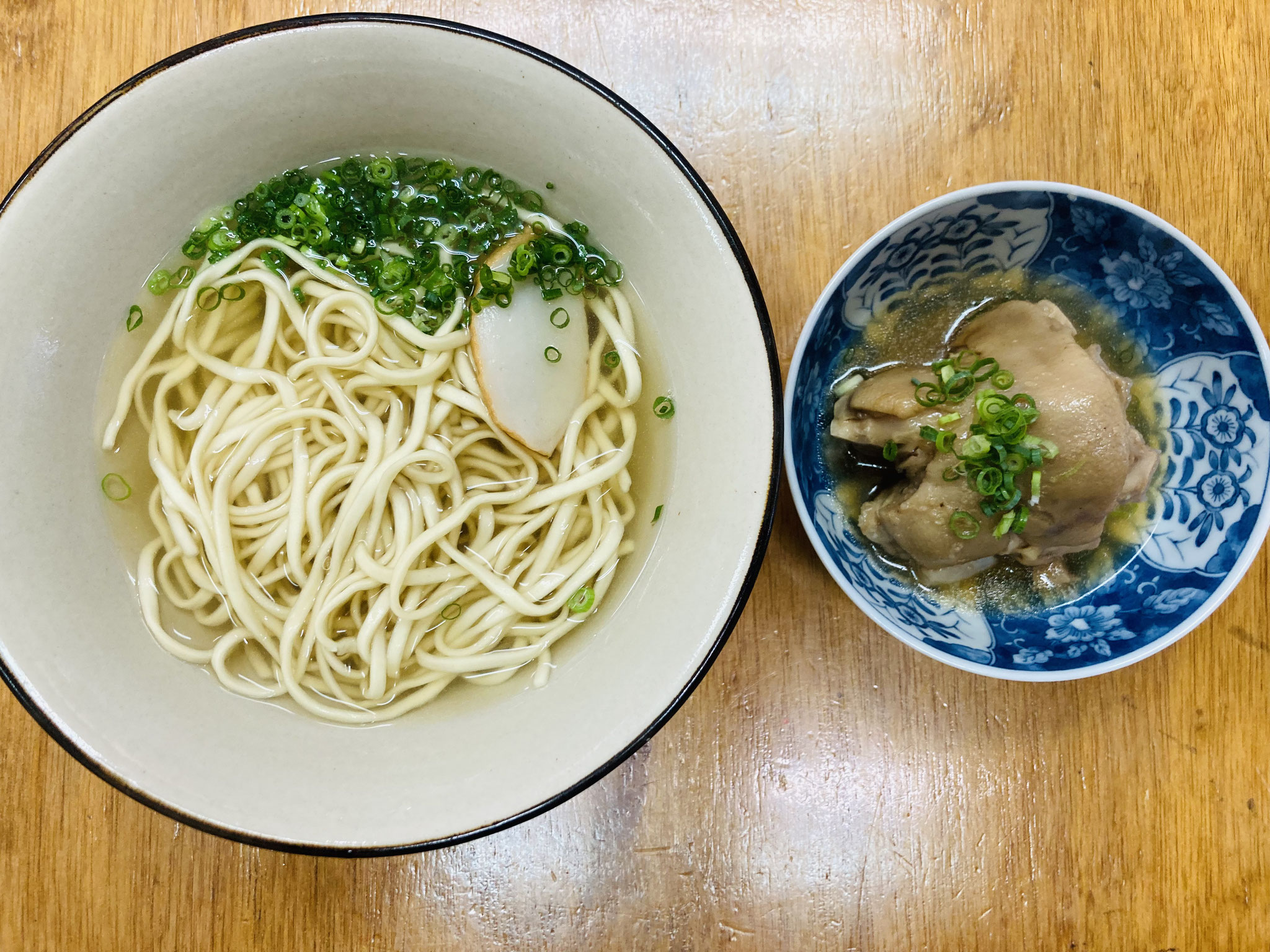 てびちそば